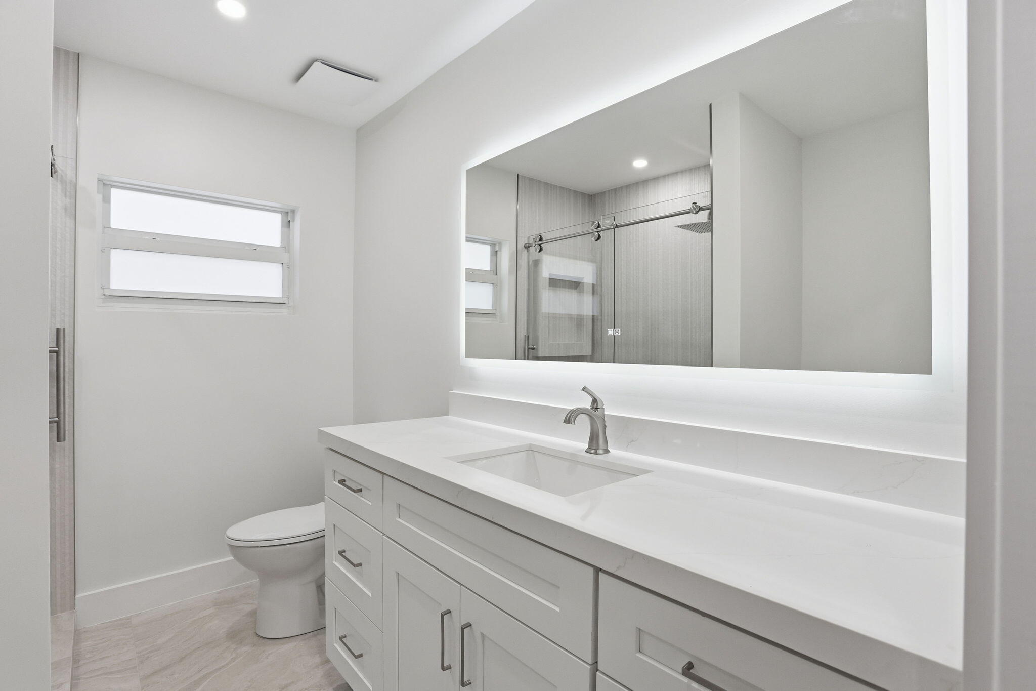 6389 Casabella Lane