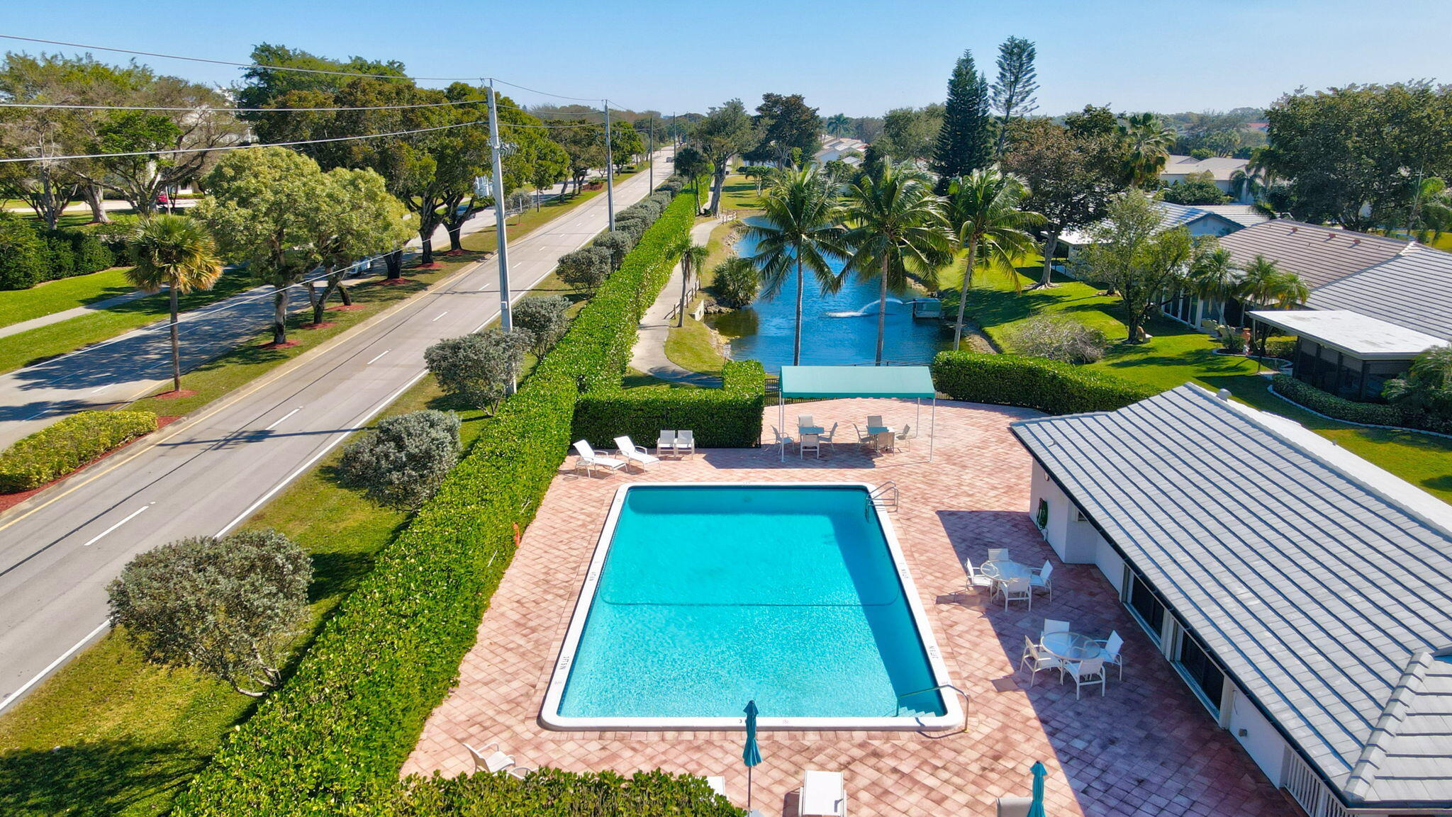6389 Casabella Lane