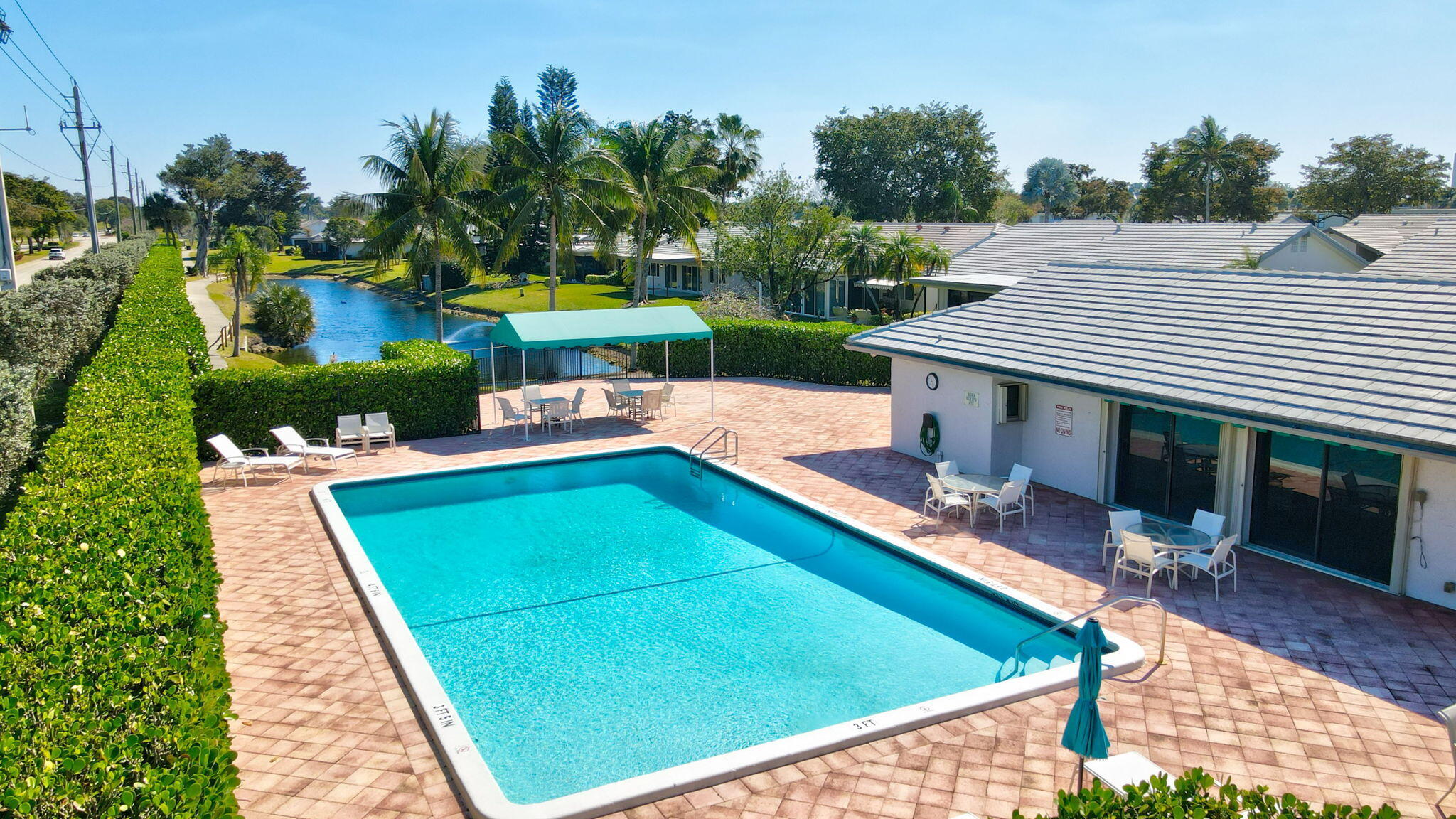 6389 Casabella Lane