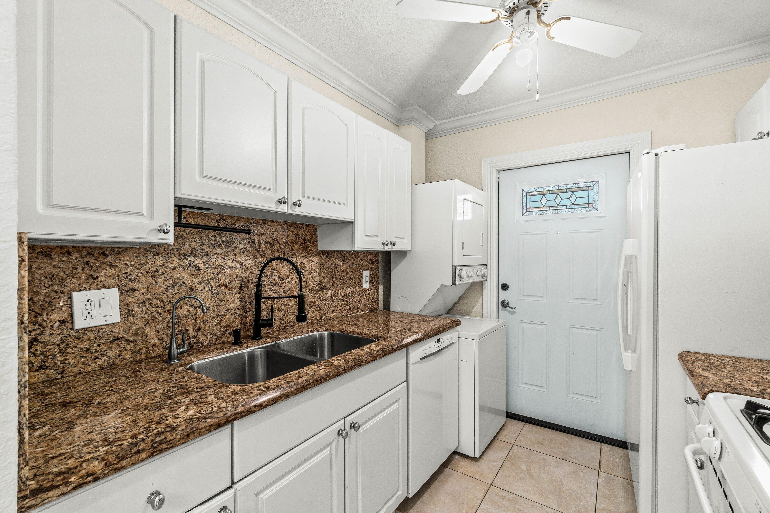 200 SW 7th Street #3