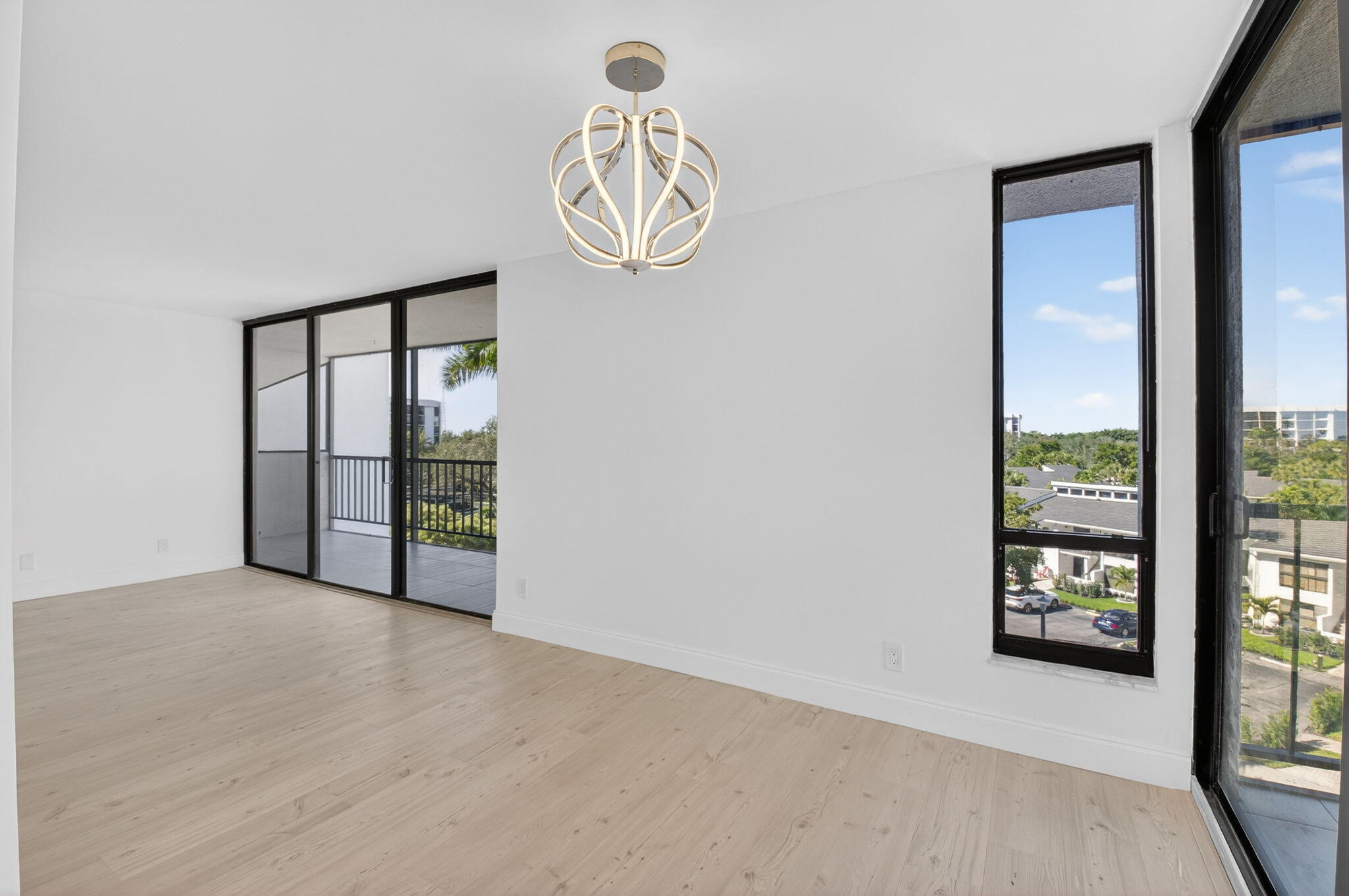 7738 Lakeside Boulevard 352