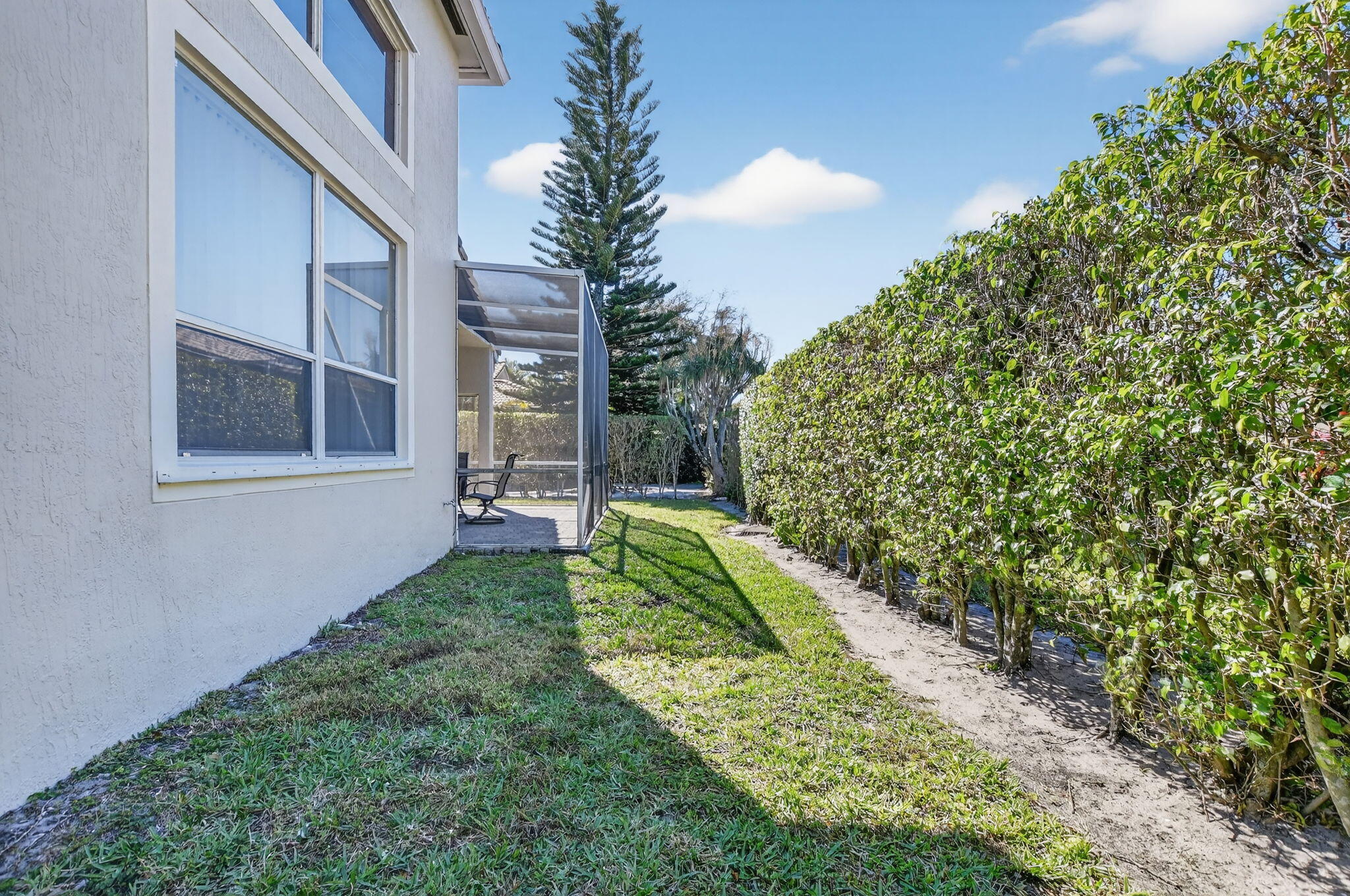 23429 Rakelle Circle