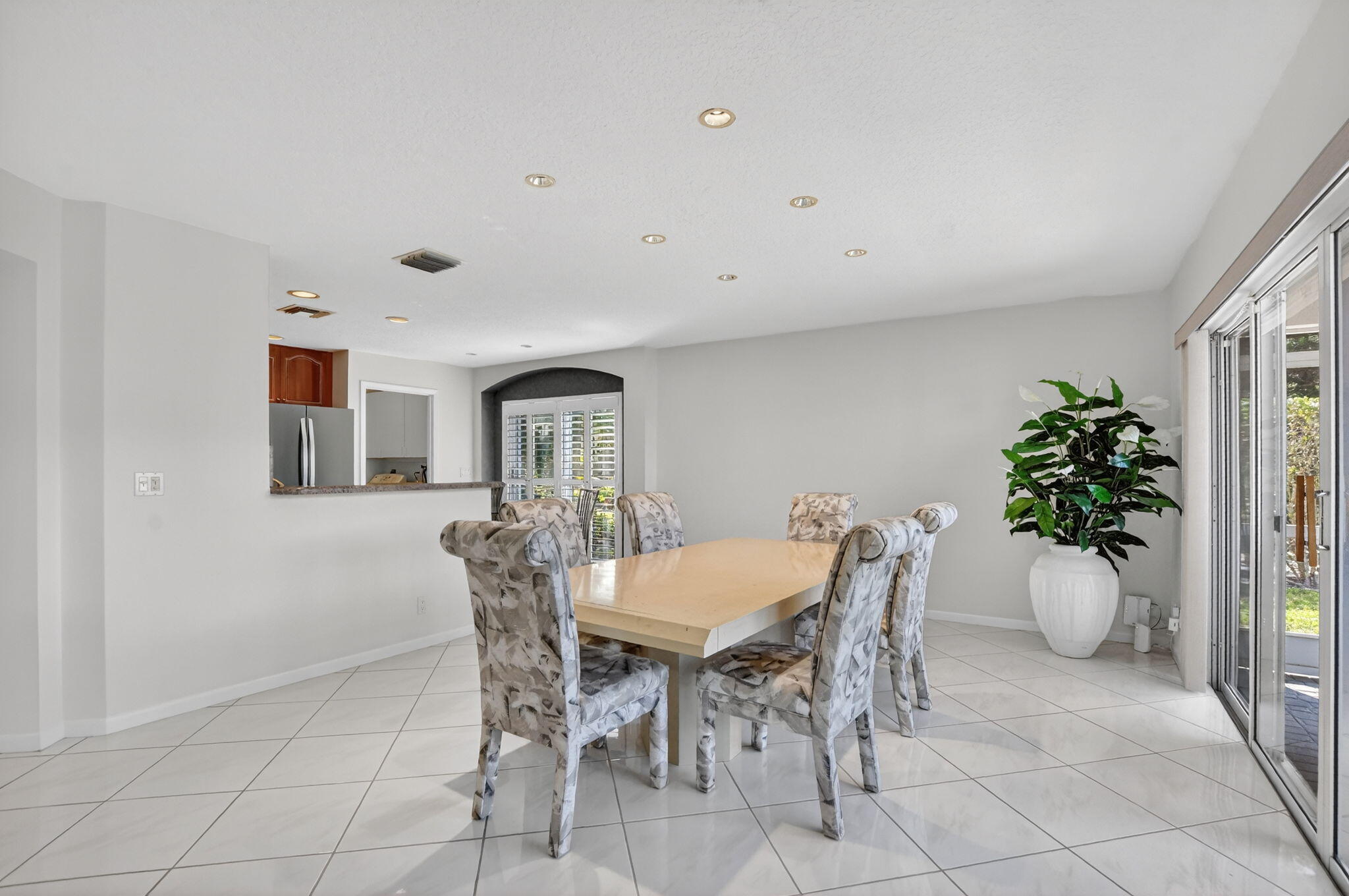 23429 Rakelle Circle