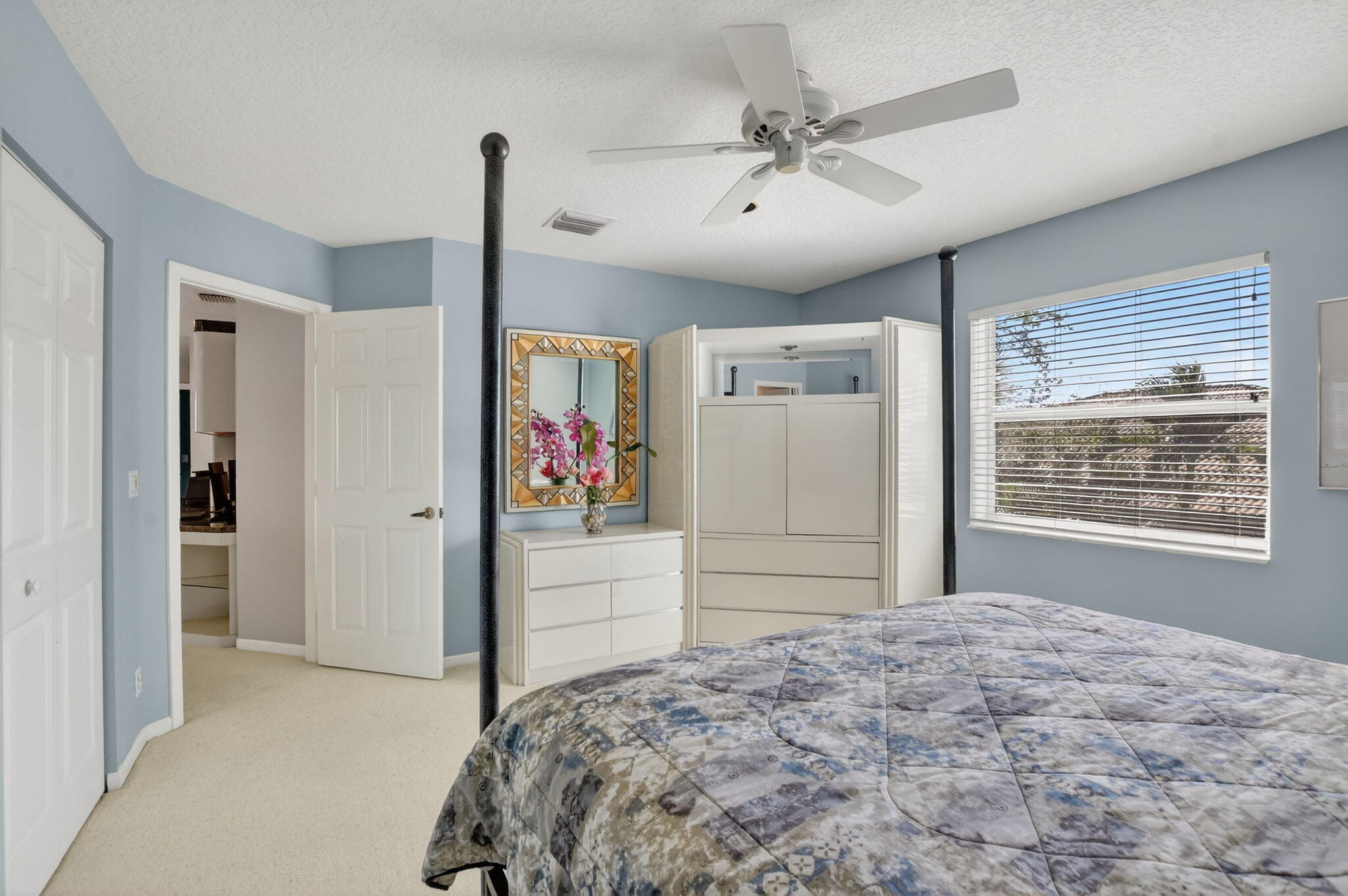 23429 Rakelle Circle