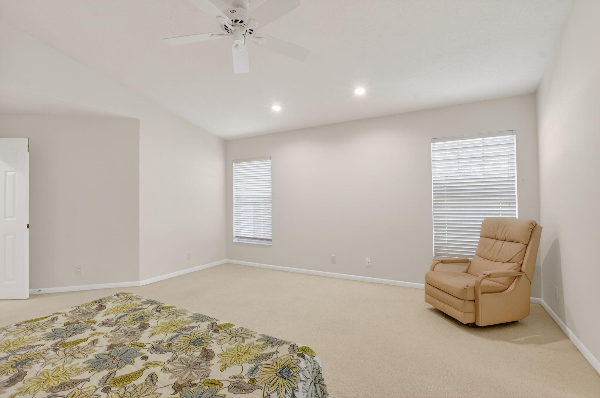 23429 Rakelle Circle