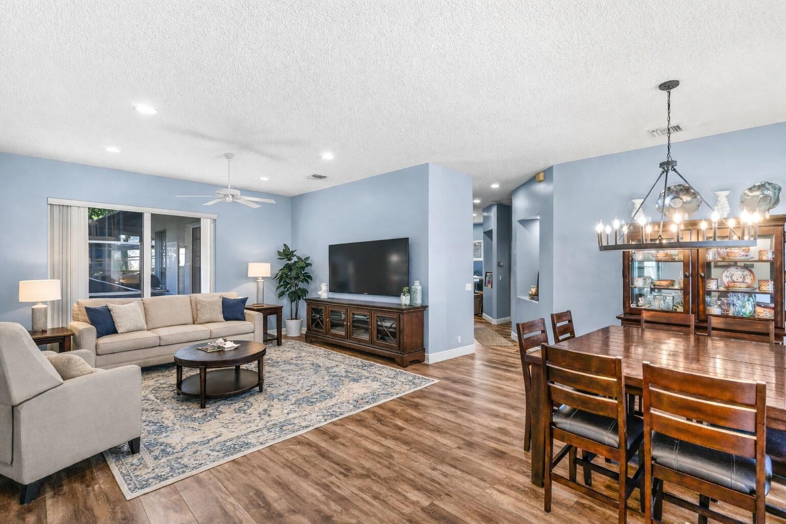 6380 Bridgeport Lane