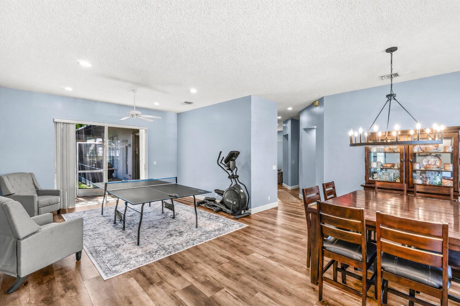 6380 Bridgeport Lane