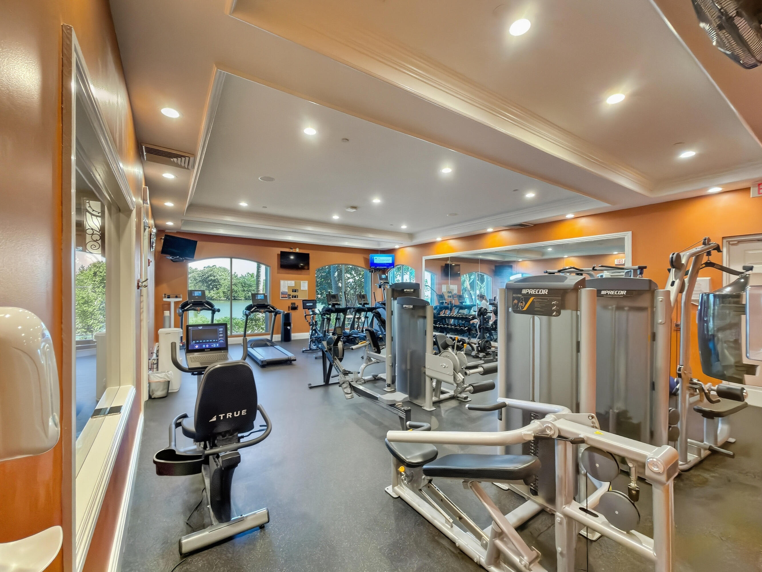 3221 Tuscany Way 3221