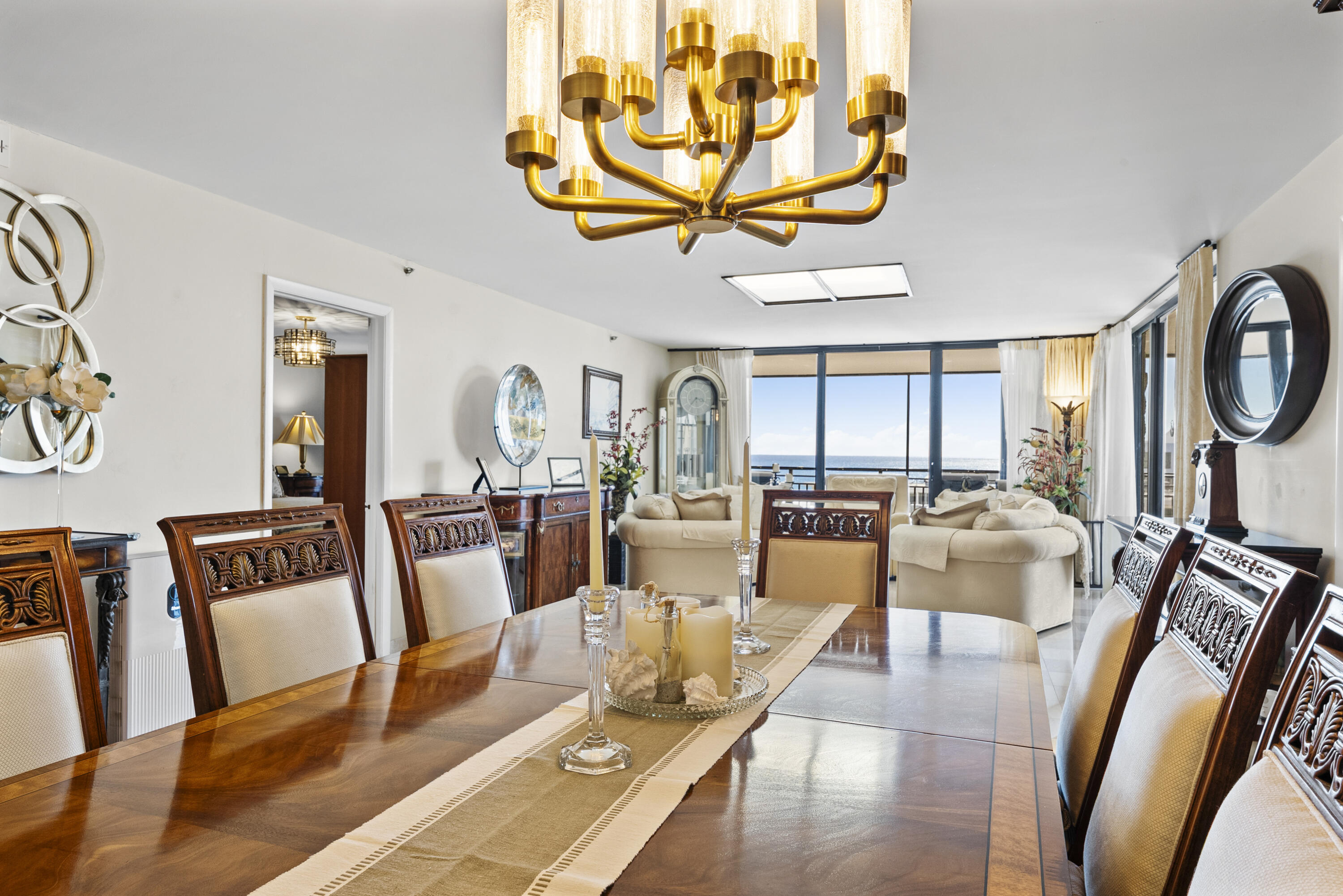 1167 Hillsboro Mile 709