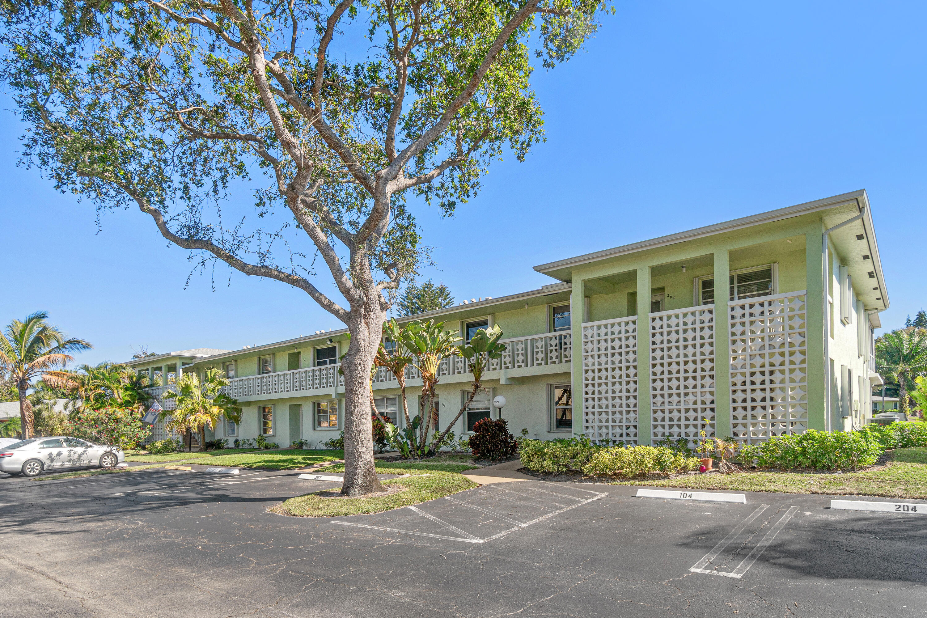 1321 NW 19th Terrace 104