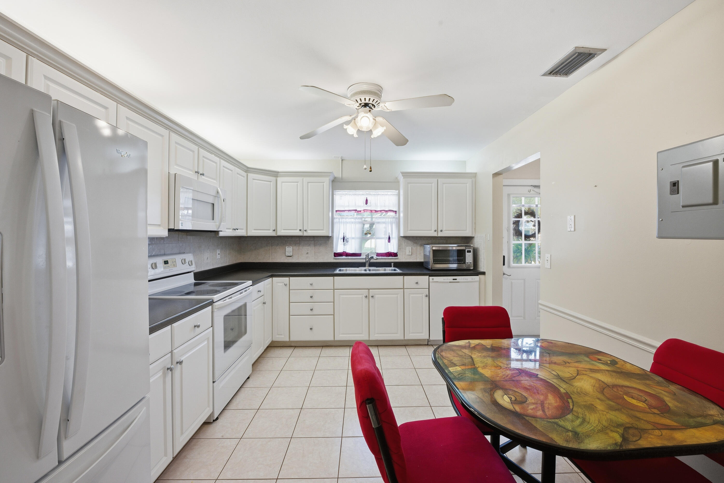 461 Holyoke Lane