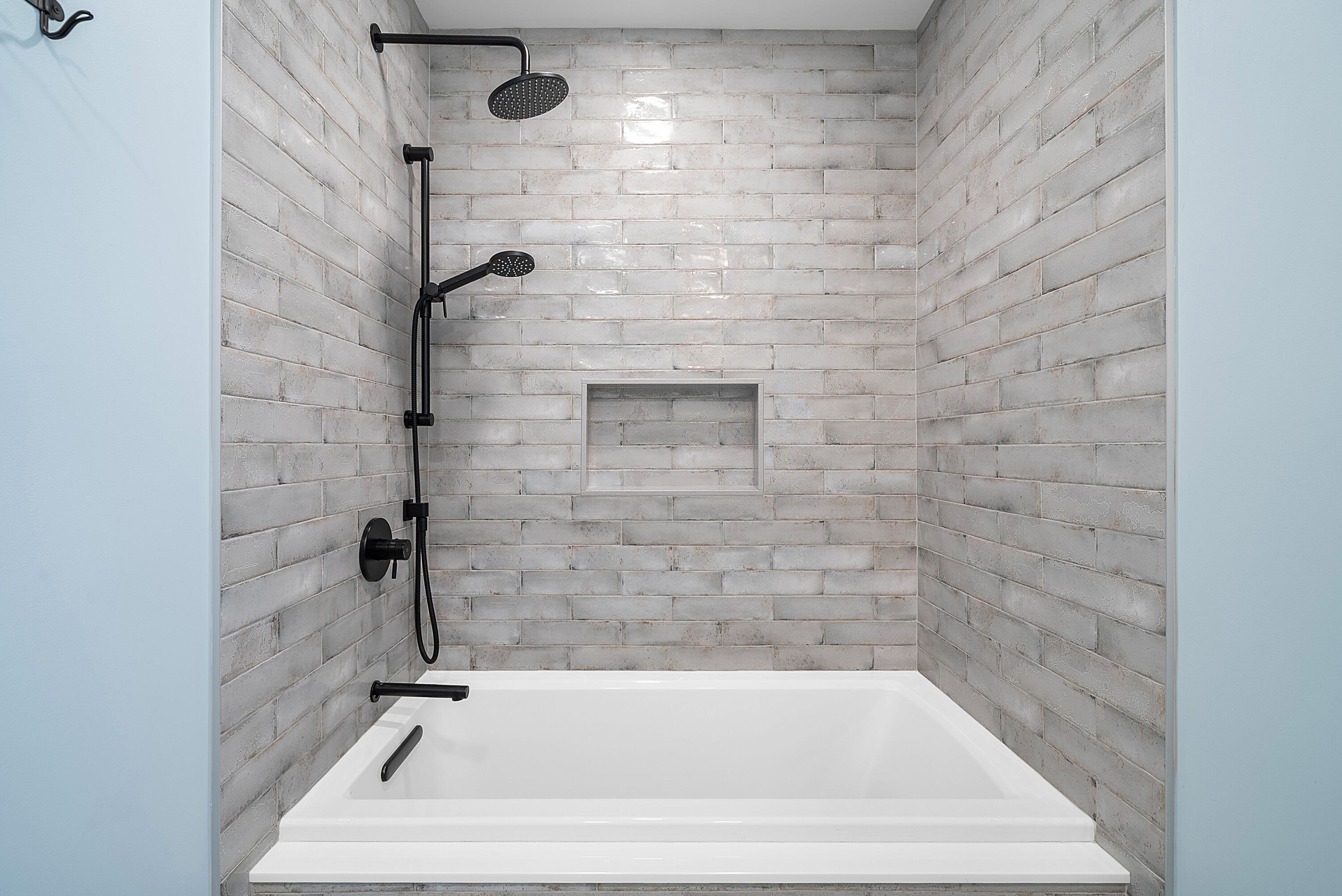 413 S Country Club Drive