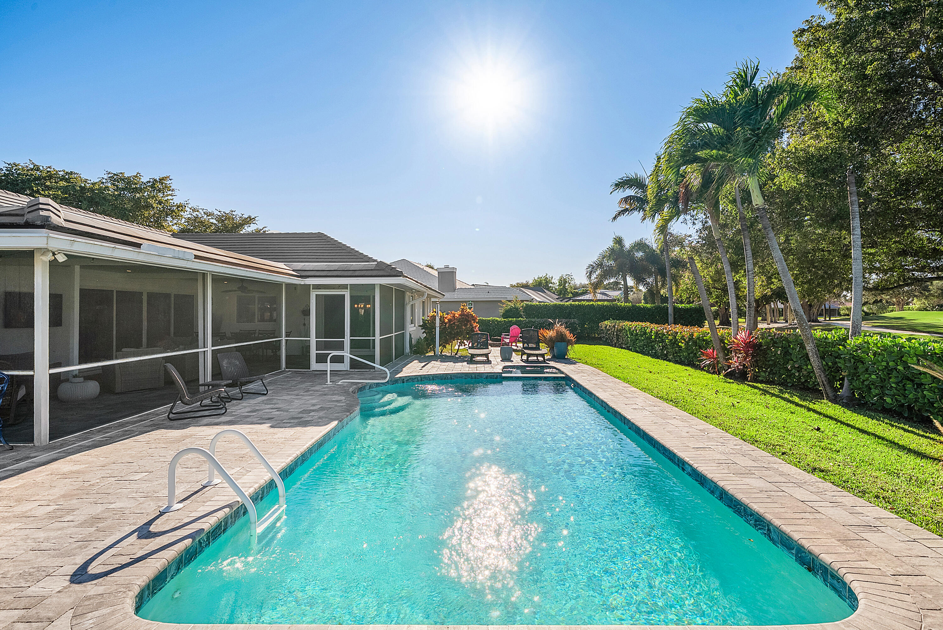 413 S Country Club Drive