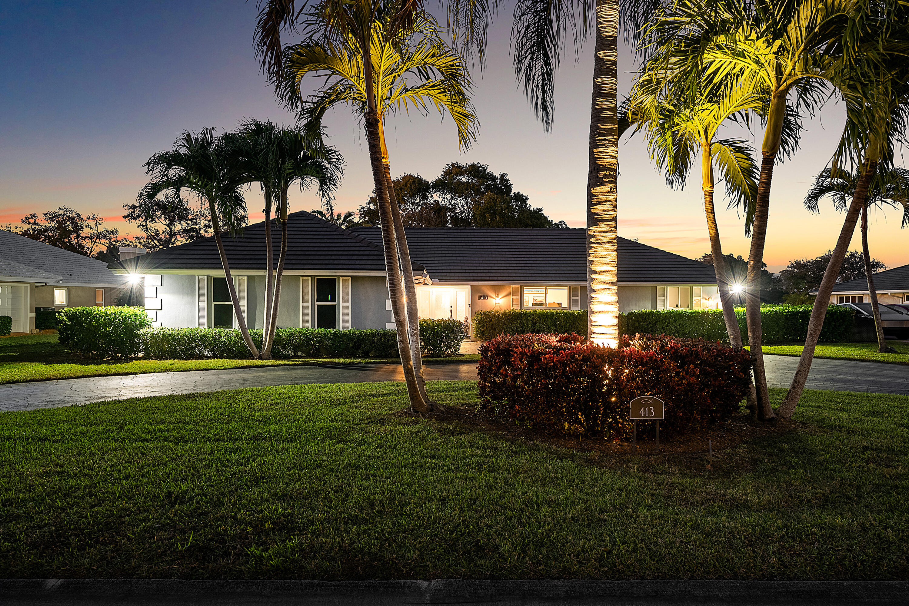 413 S Country Club Drive