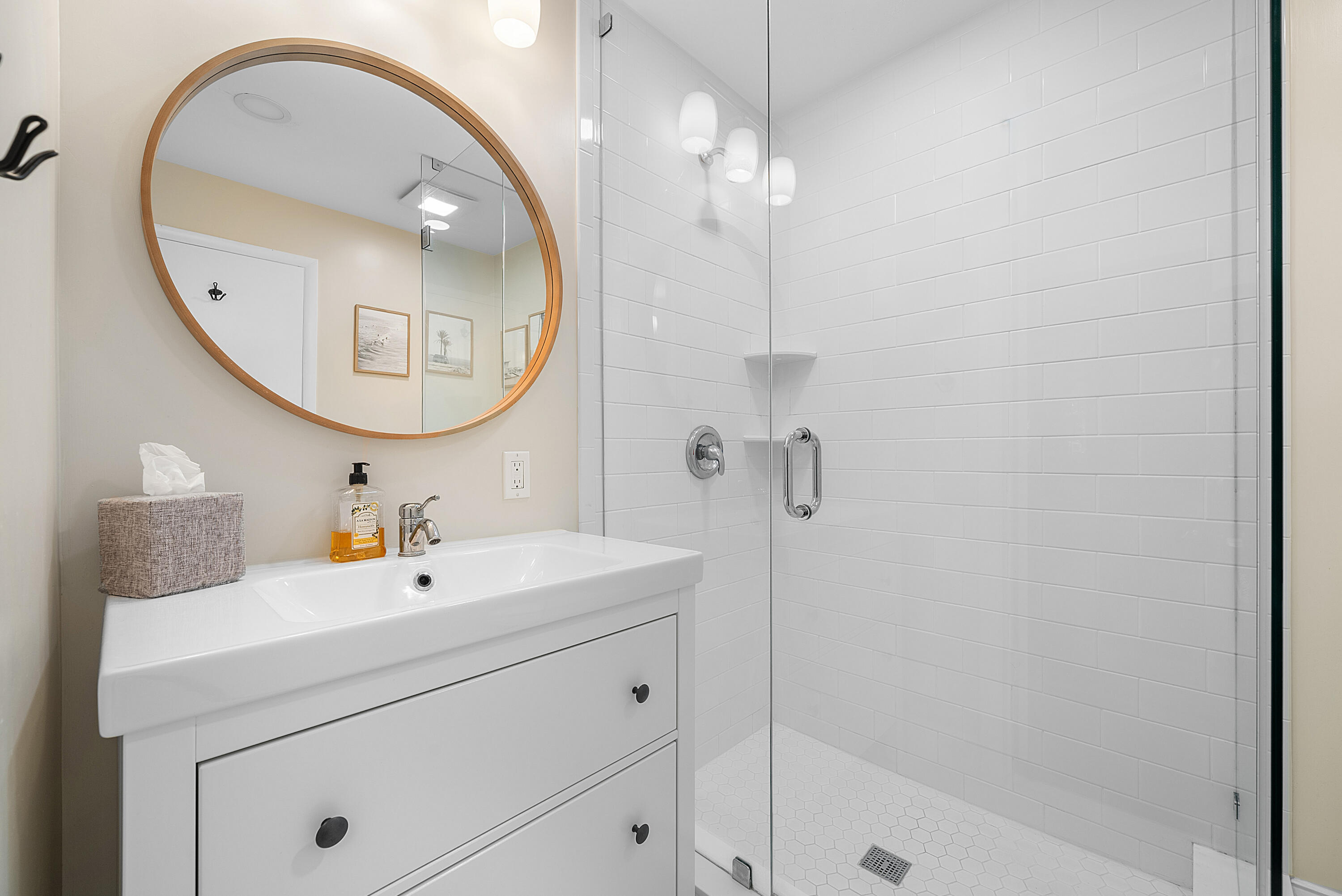 413 S Country Club Drive