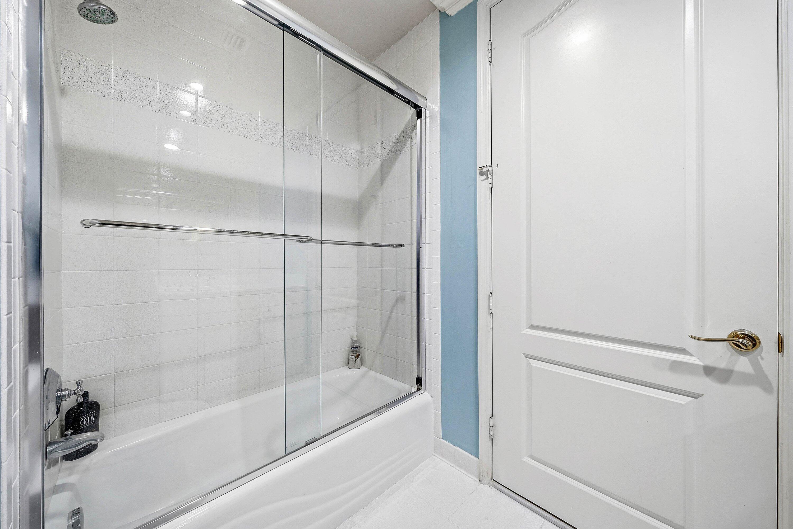 550 SE Mizner Blvd Boulevard B110