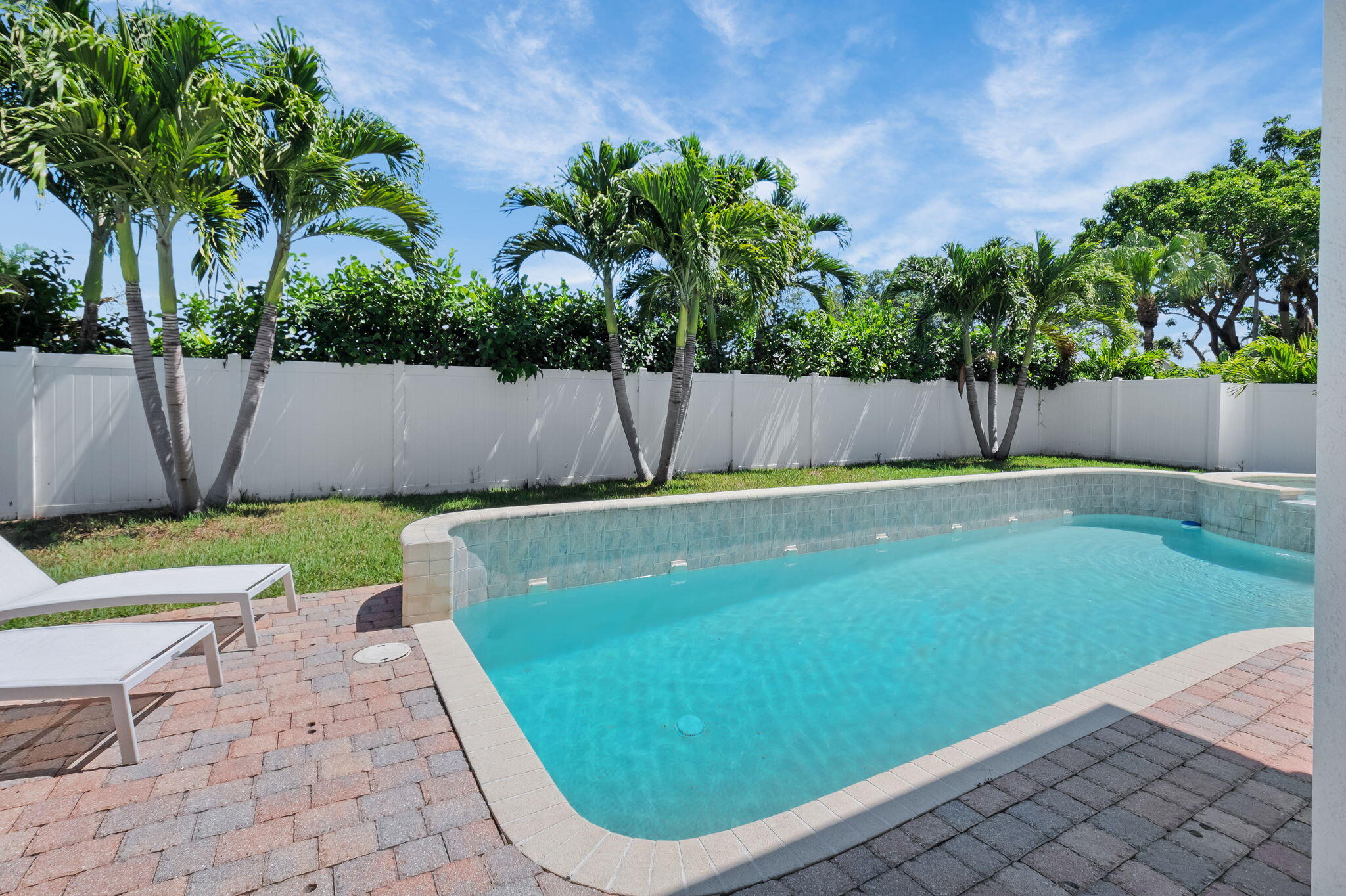 22175 Larkspur Trail