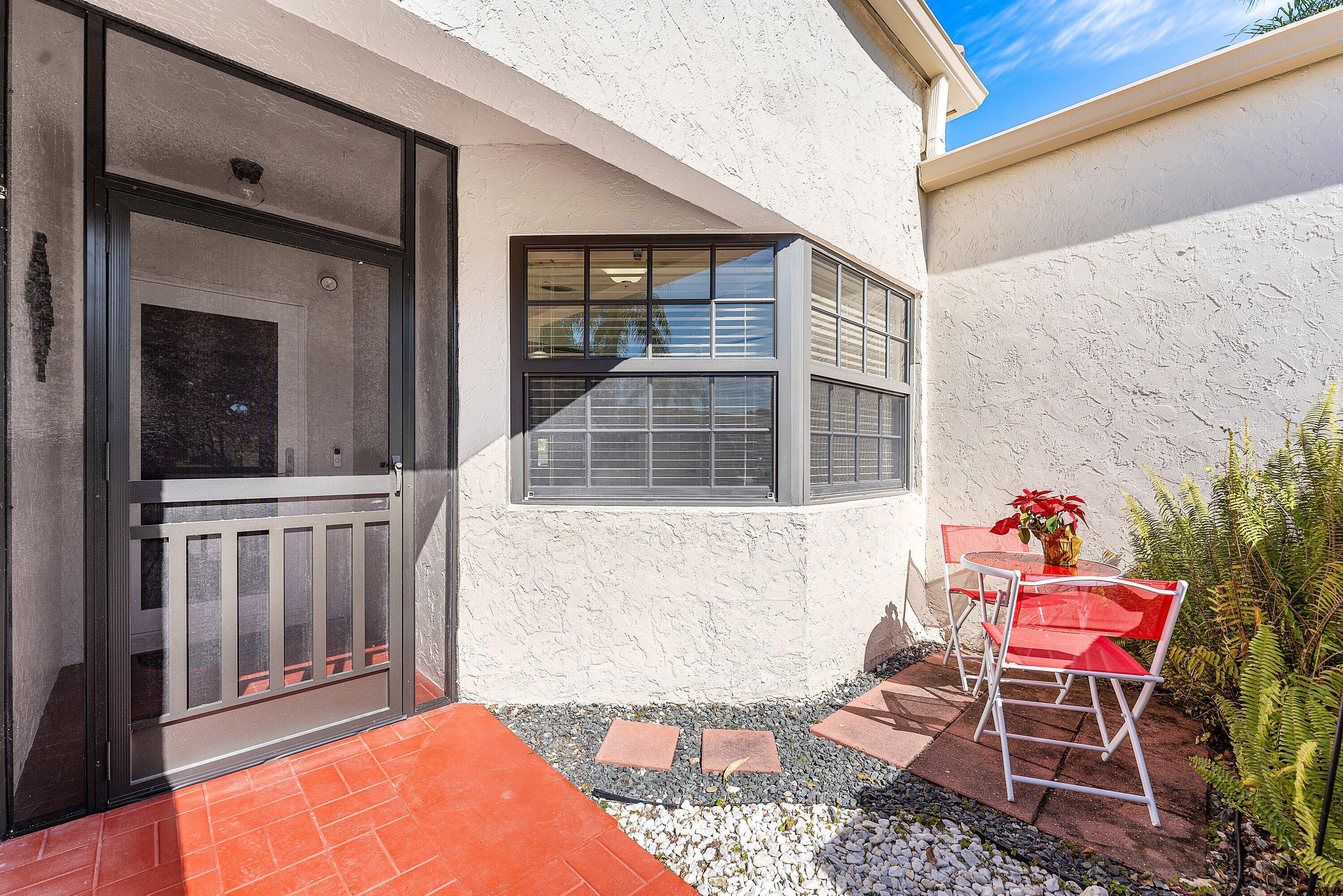 5791 Parkwalk Circle W