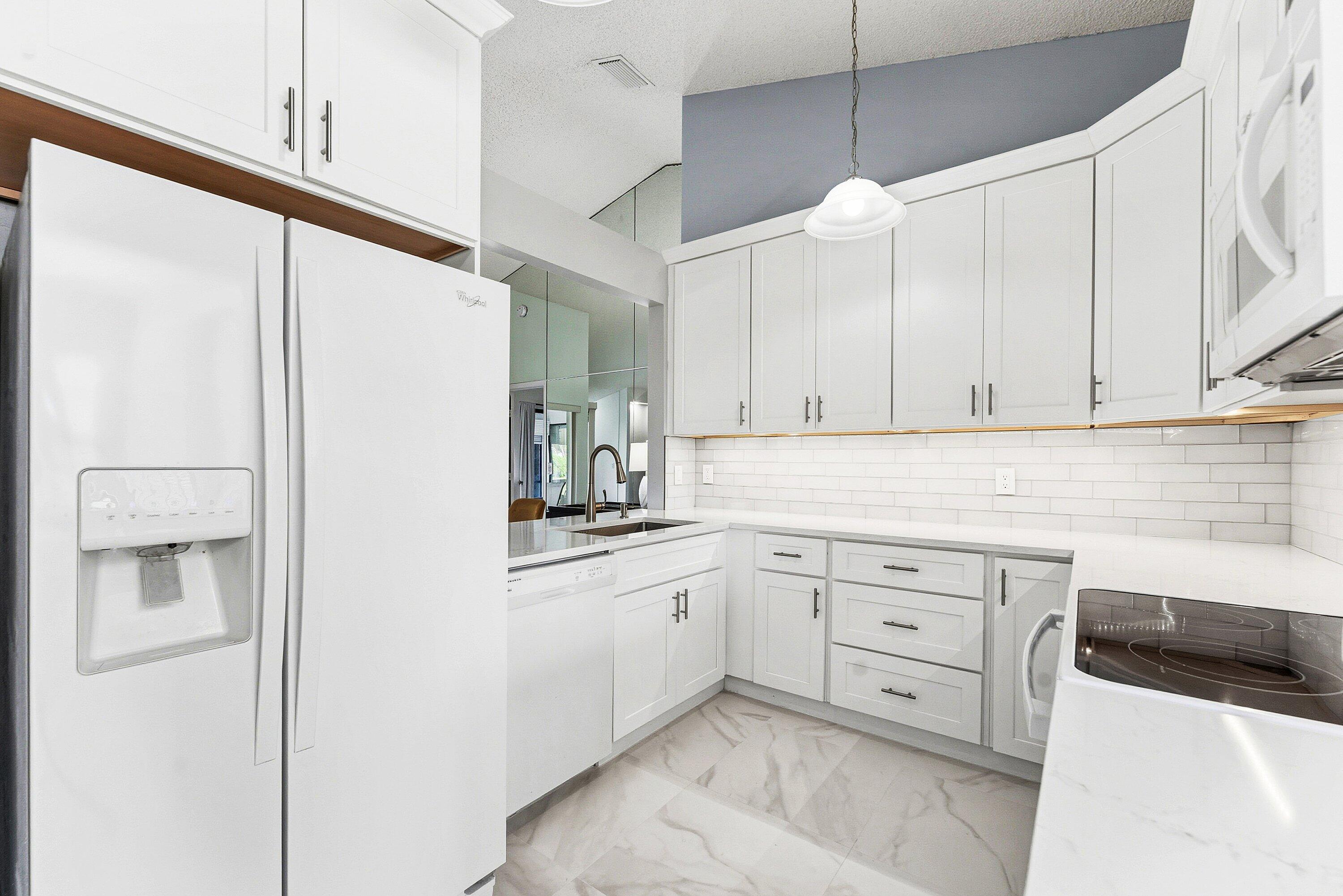 5791 Parkwalk Circle W