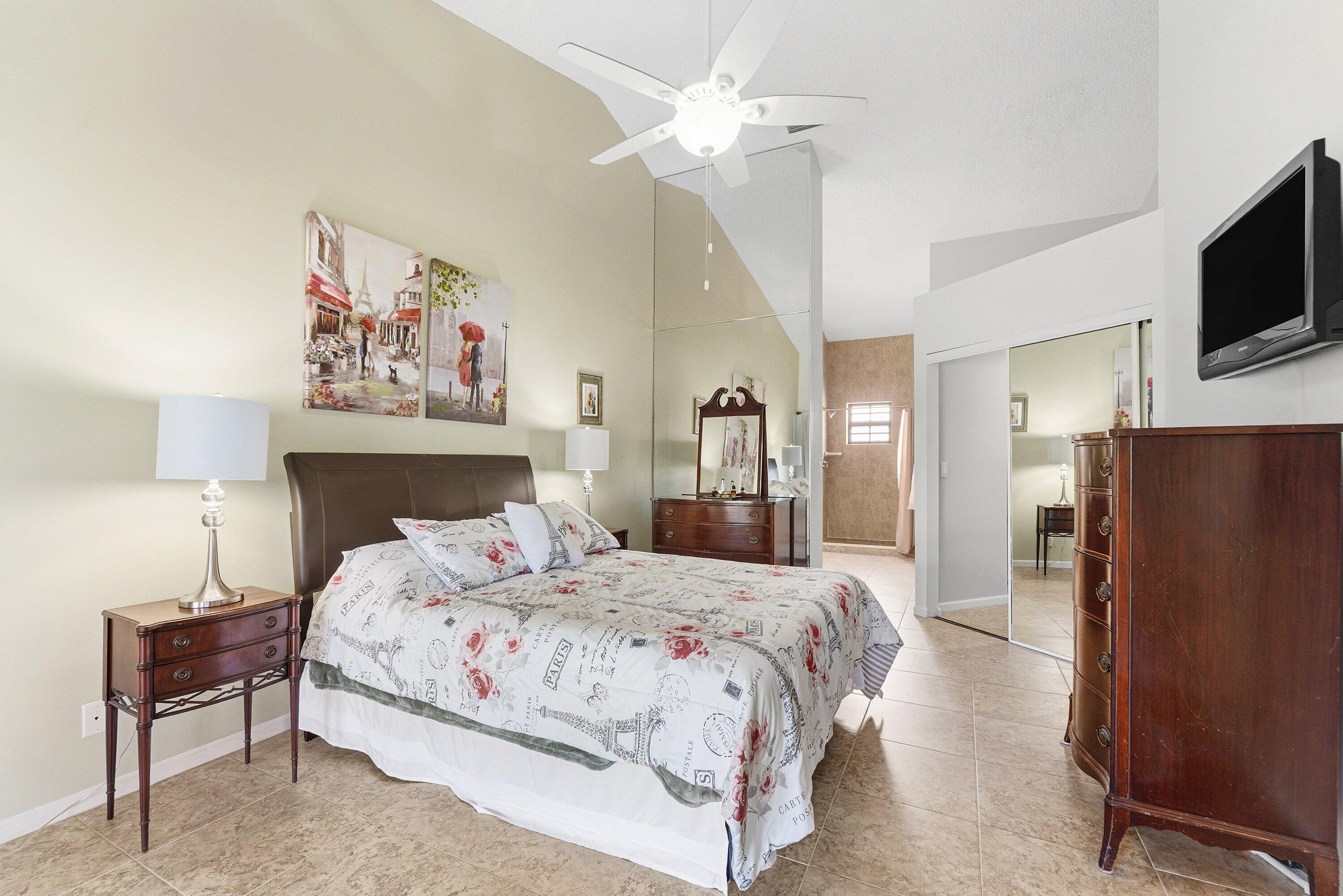 5791 Parkwalk Circle W