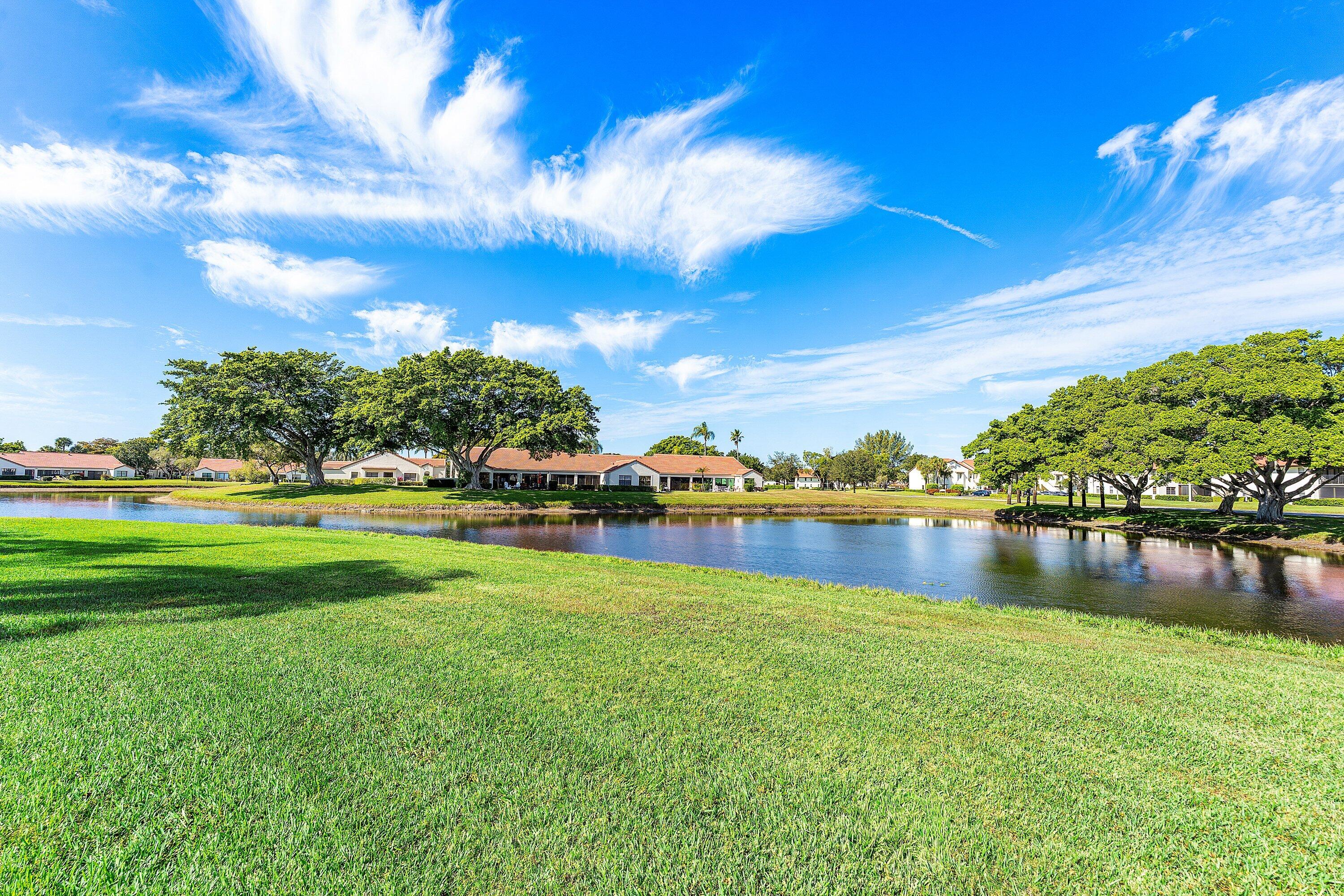 5791 Parkwalk Circle W