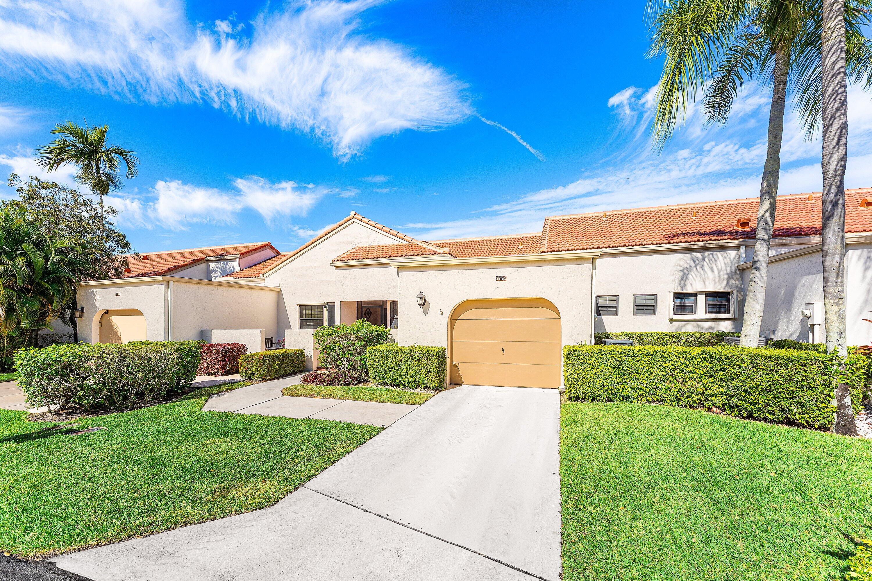 5791 Parkwalk Circle W