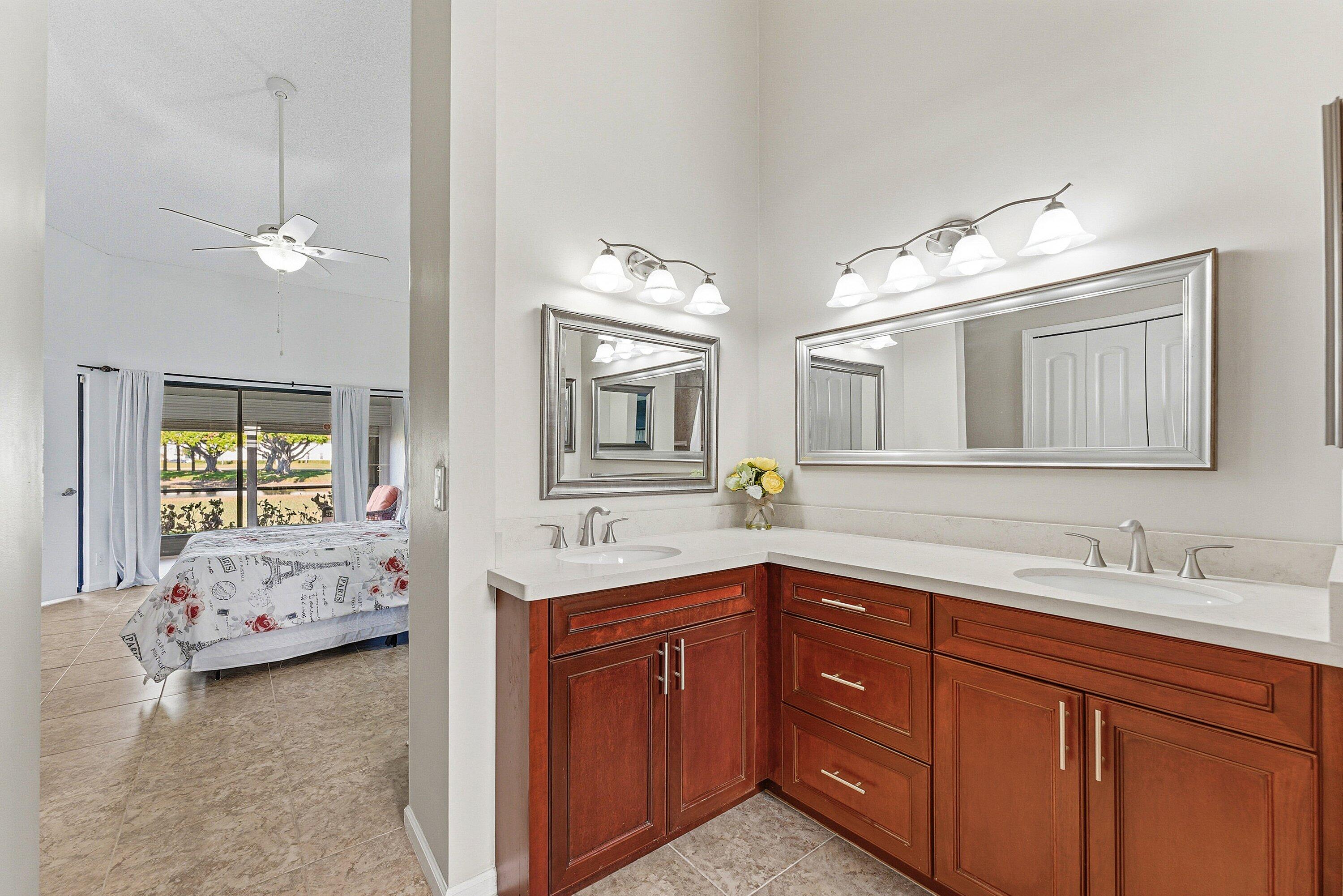 5791 Parkwalk Circle W