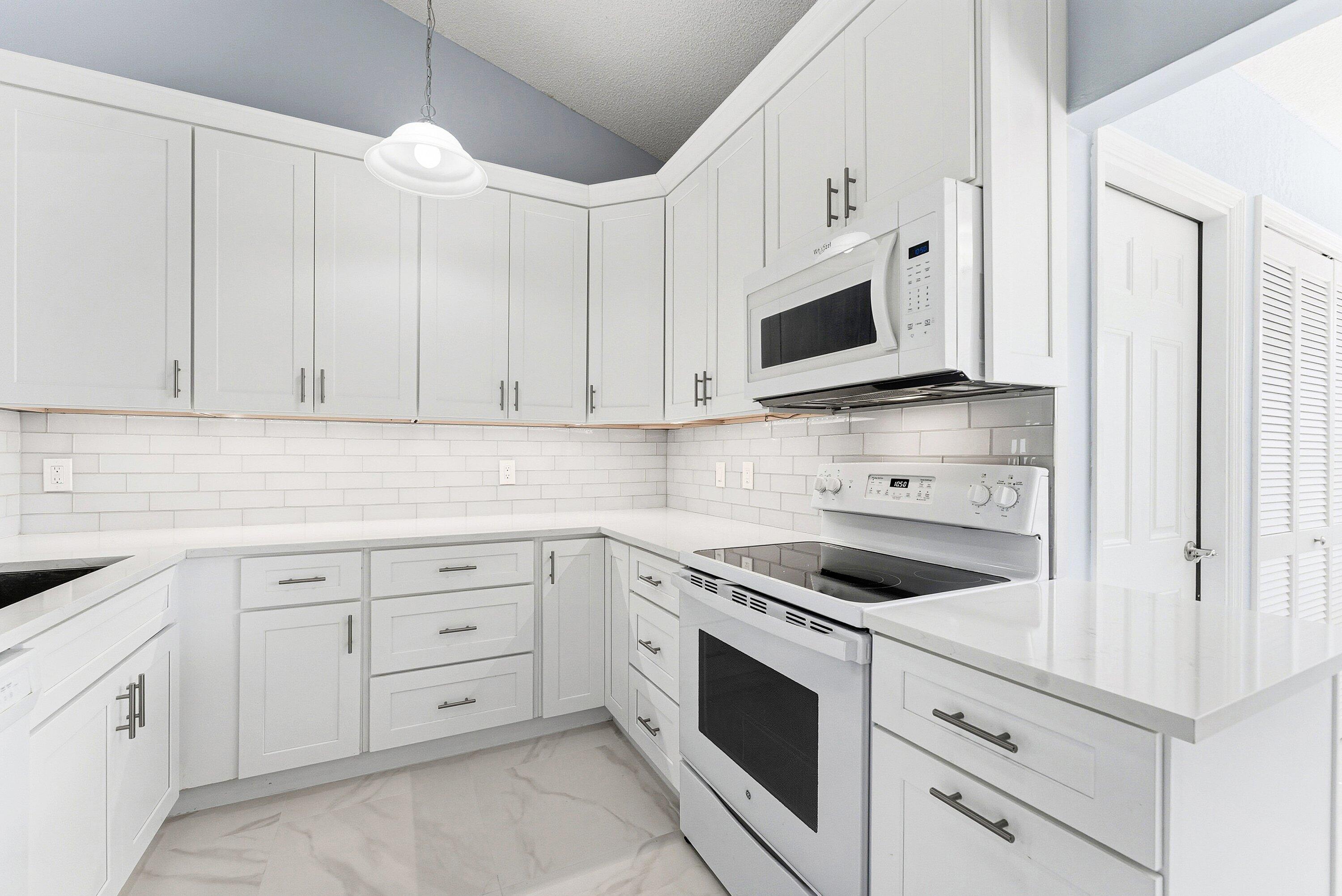 5791 Parkwalk Circle W