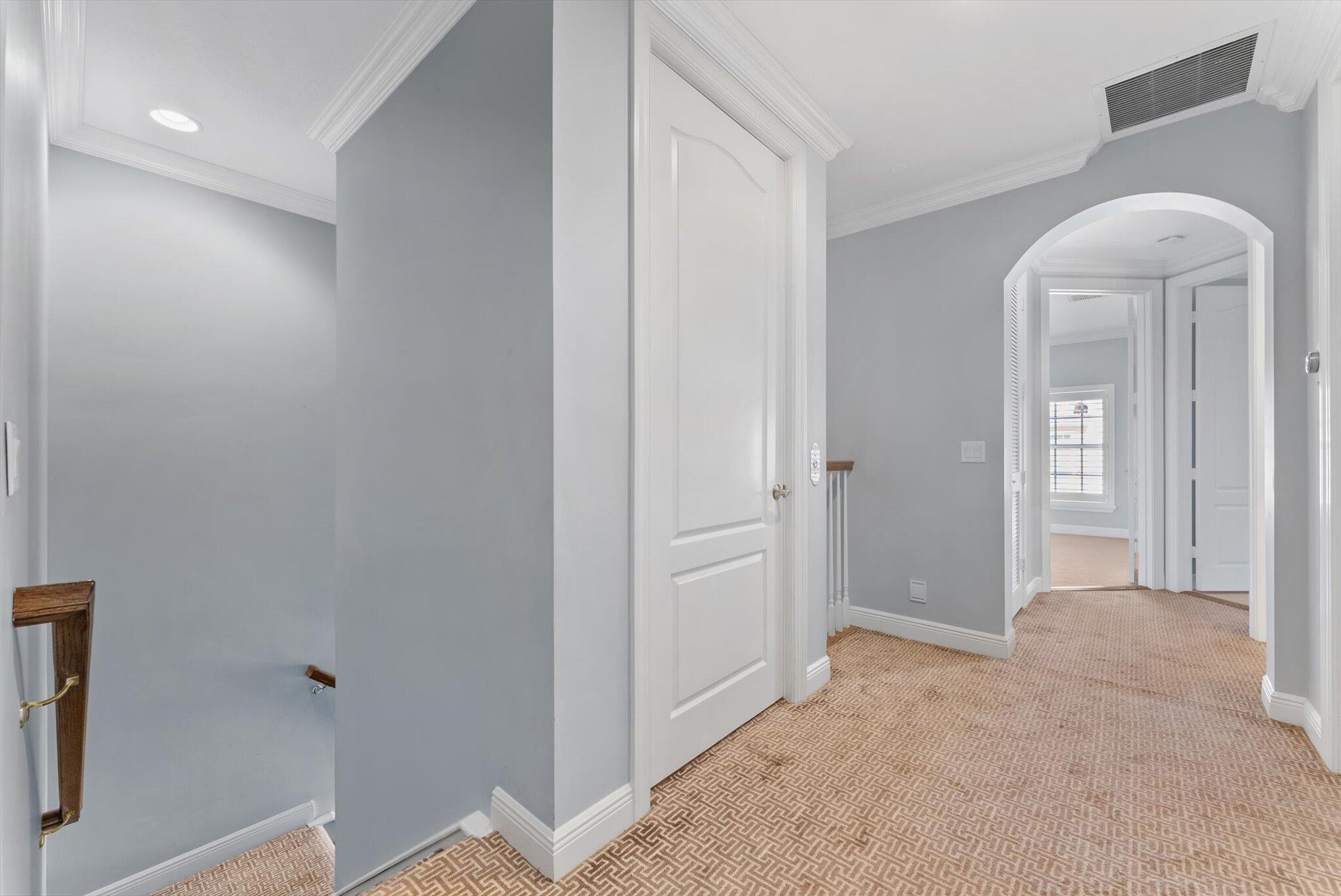 604 NE Francesca Lane