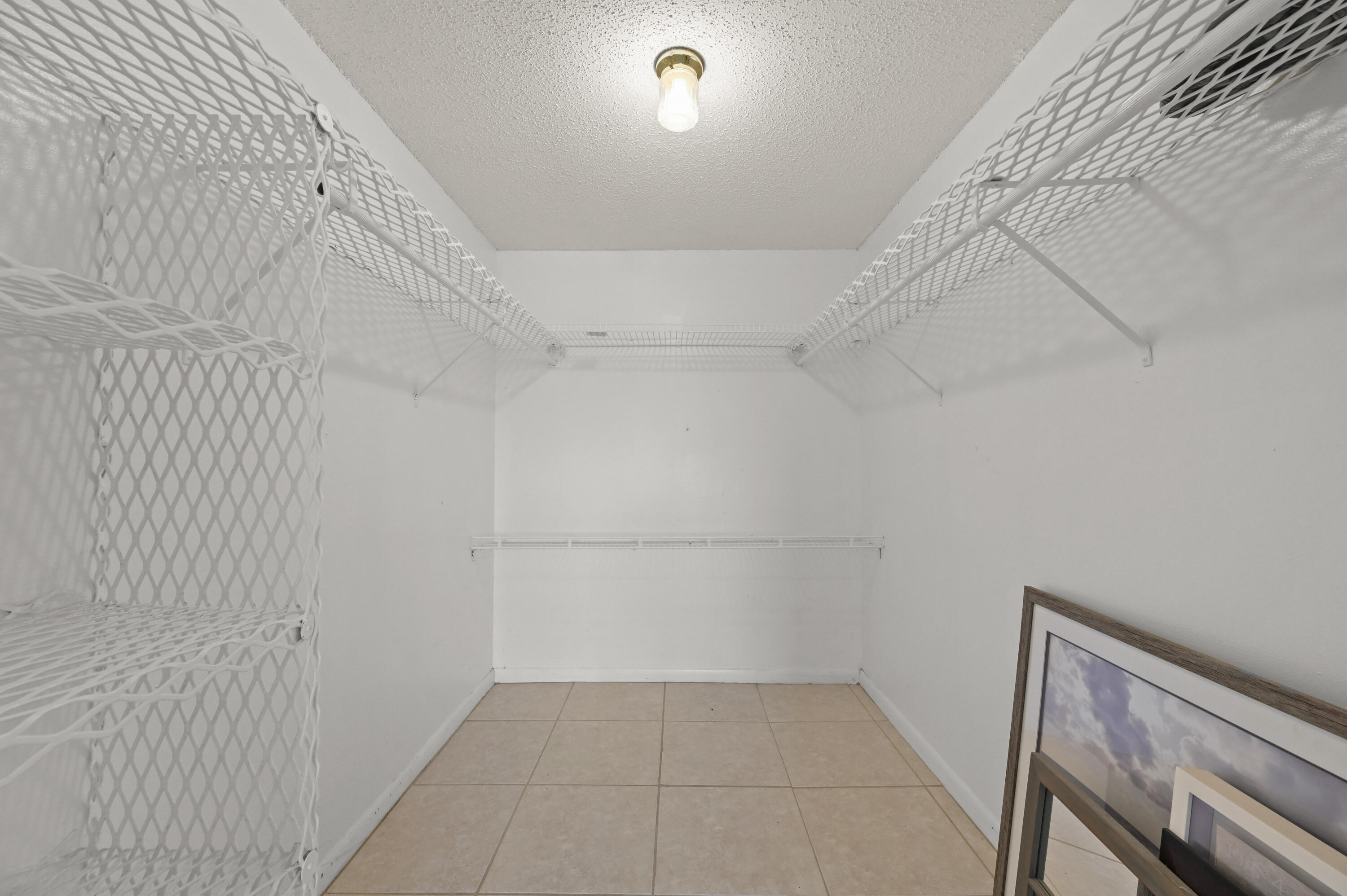 715 Lori Drive 307