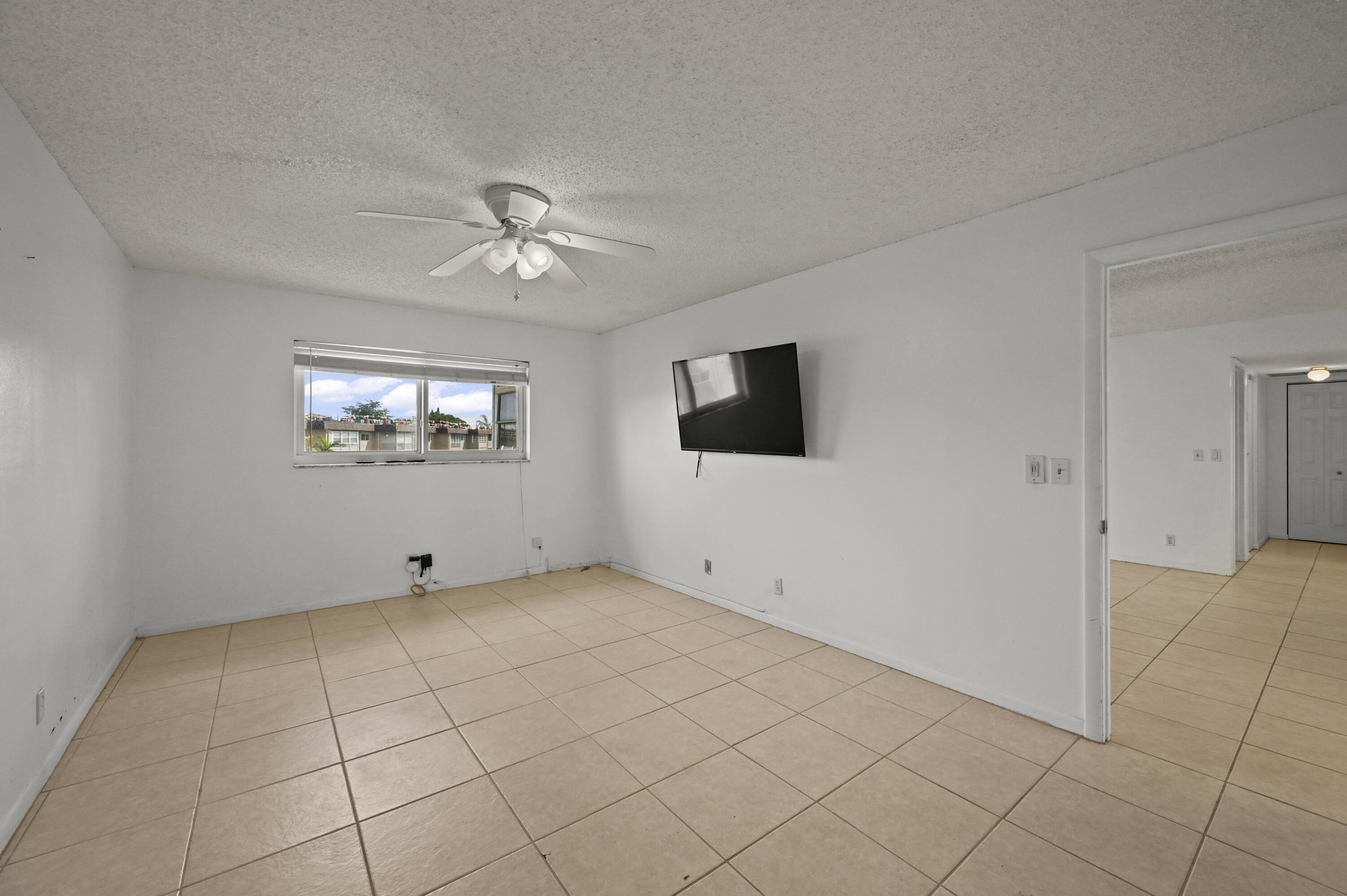 715 Lori Drive 307