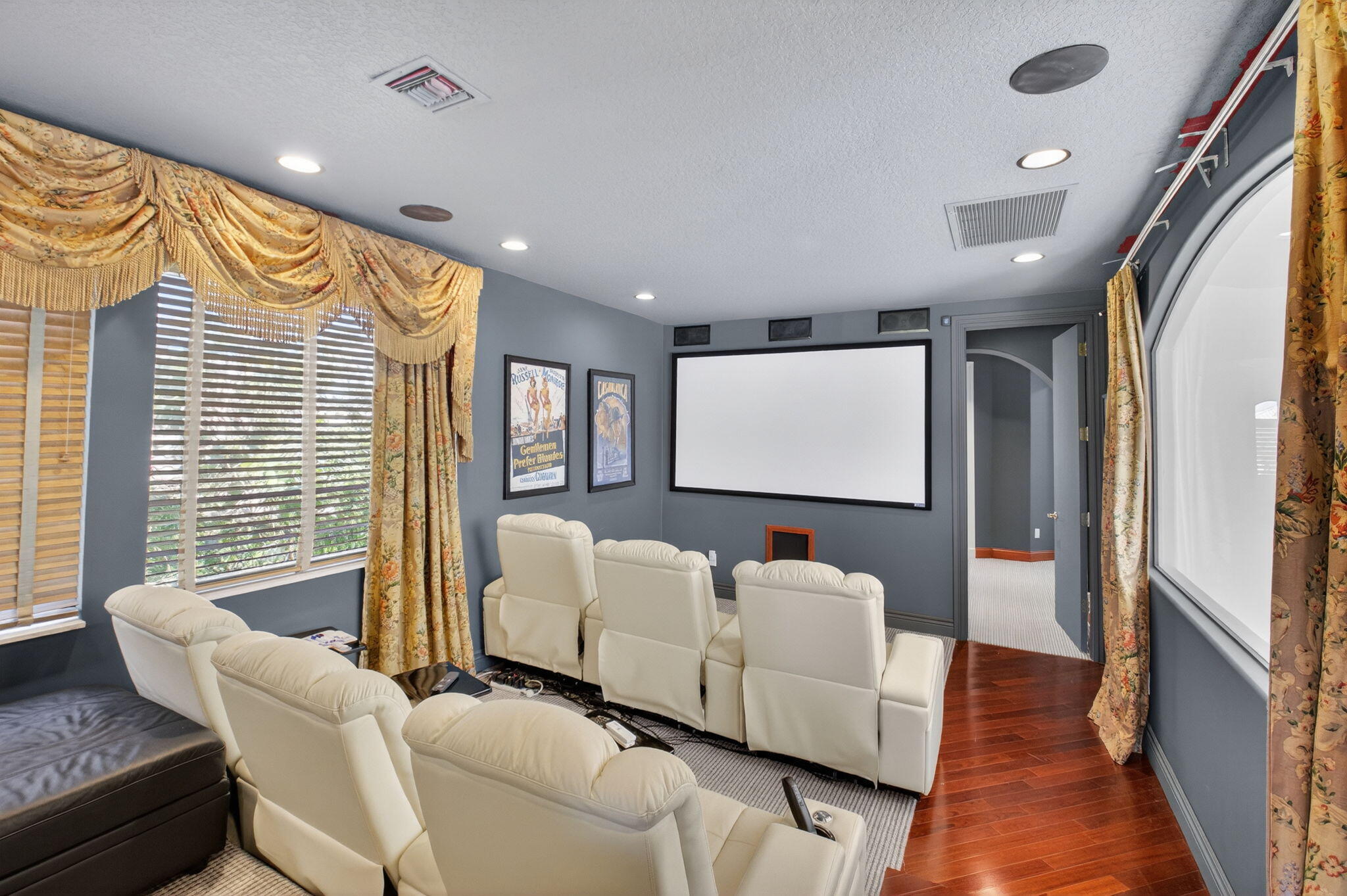 7000 Lions Head Lane