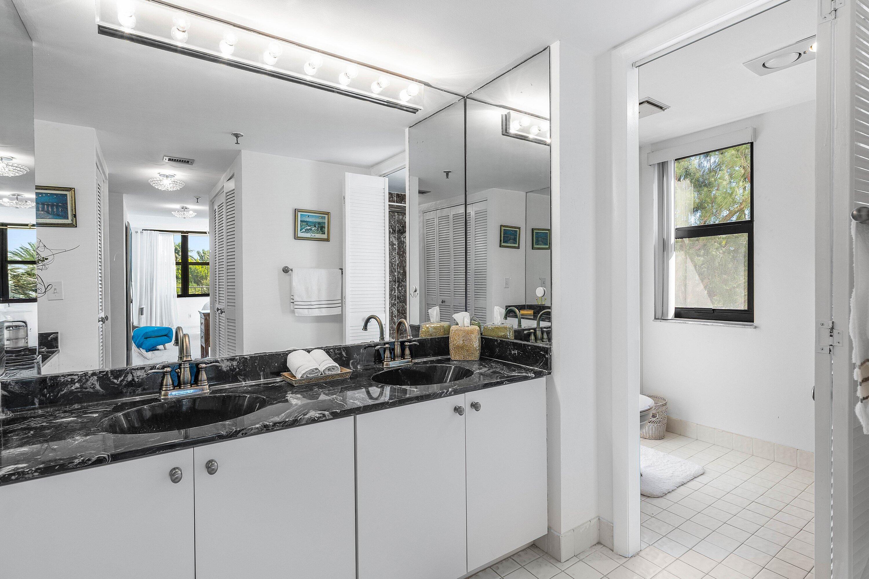 4600 S Ocean Boulevard 301