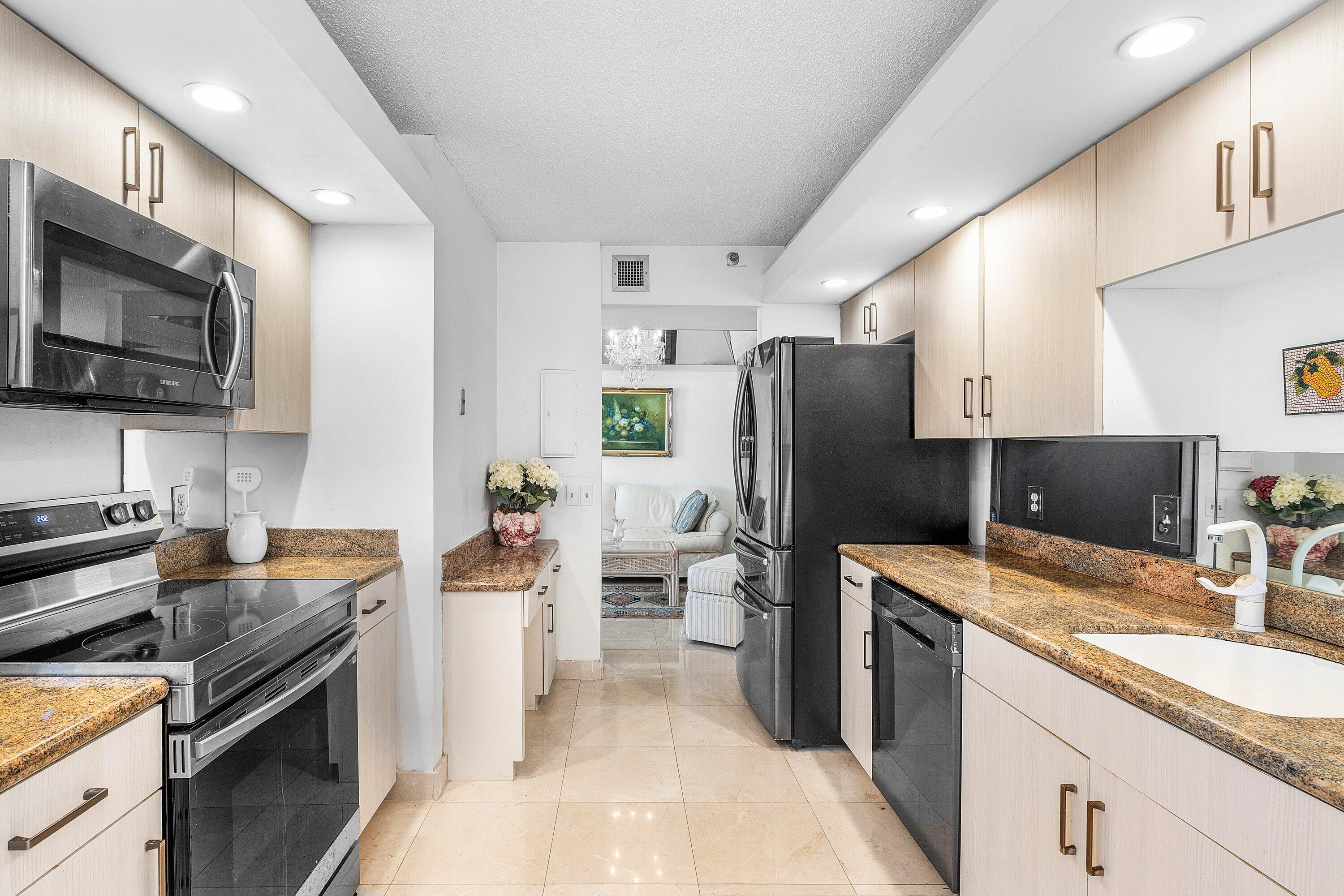 4600 S Ocean Boulevard 301