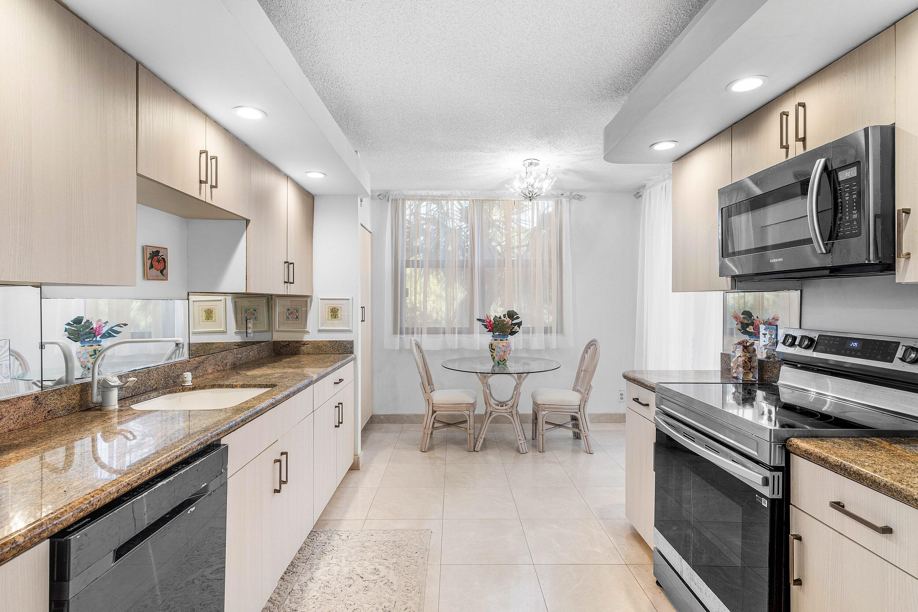 4600 S Ocean Boulevard 301