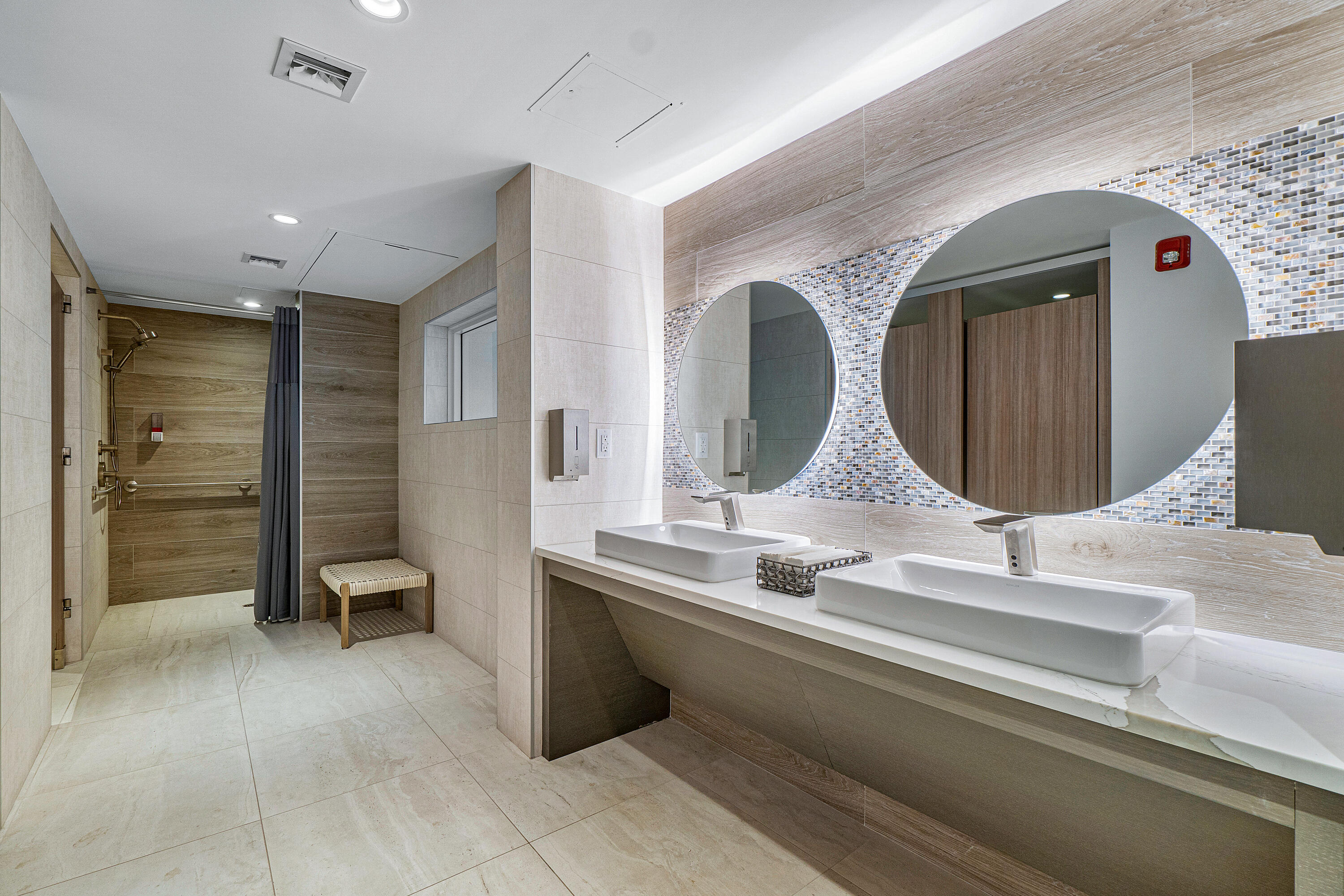 4600 S Ocean Boulevard 301