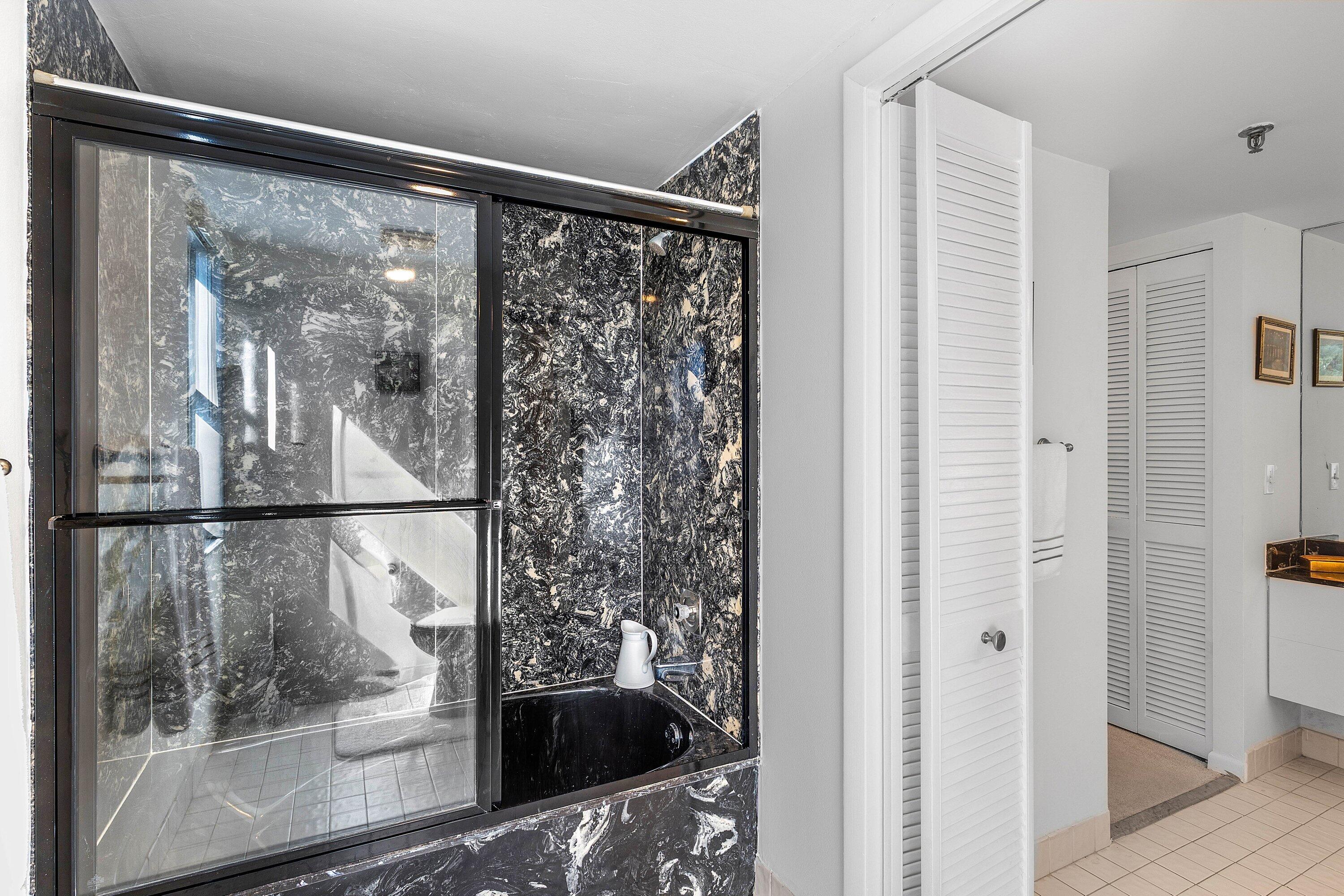 4600 S Ocean Boulevard 301