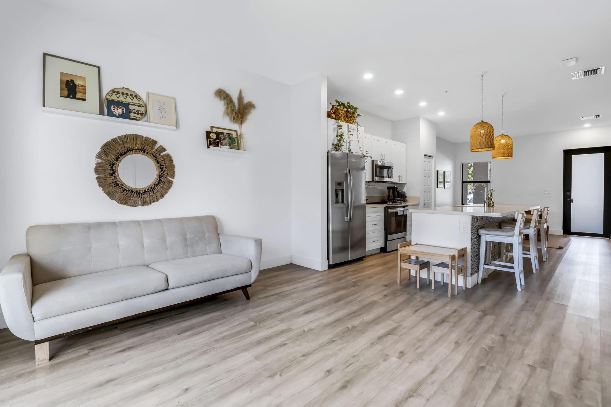 8015 NW 104th Avenue 6