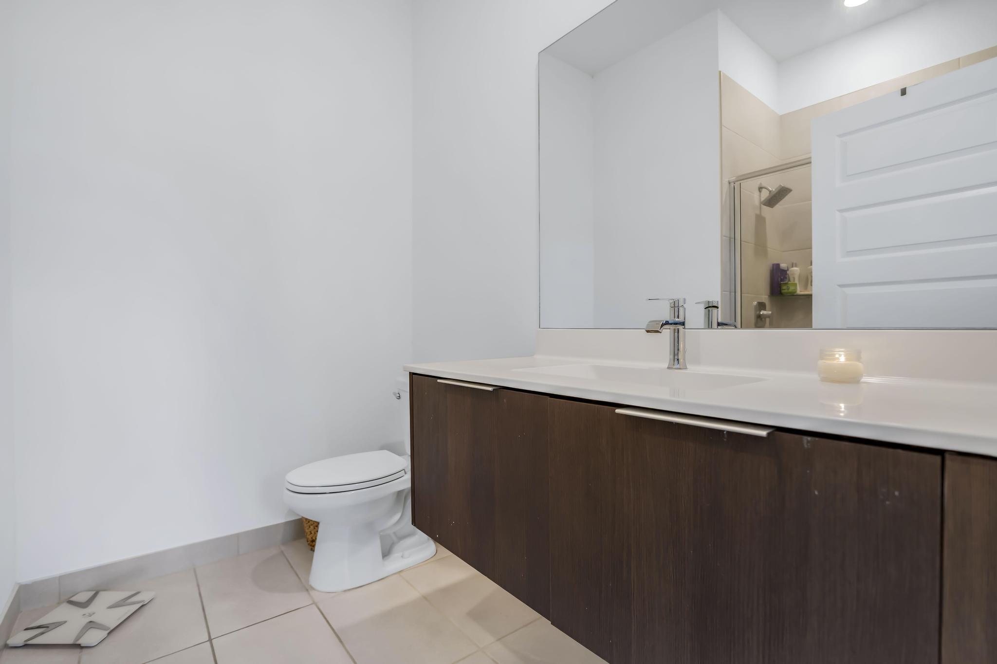 8015 NW 104th Avenue 6