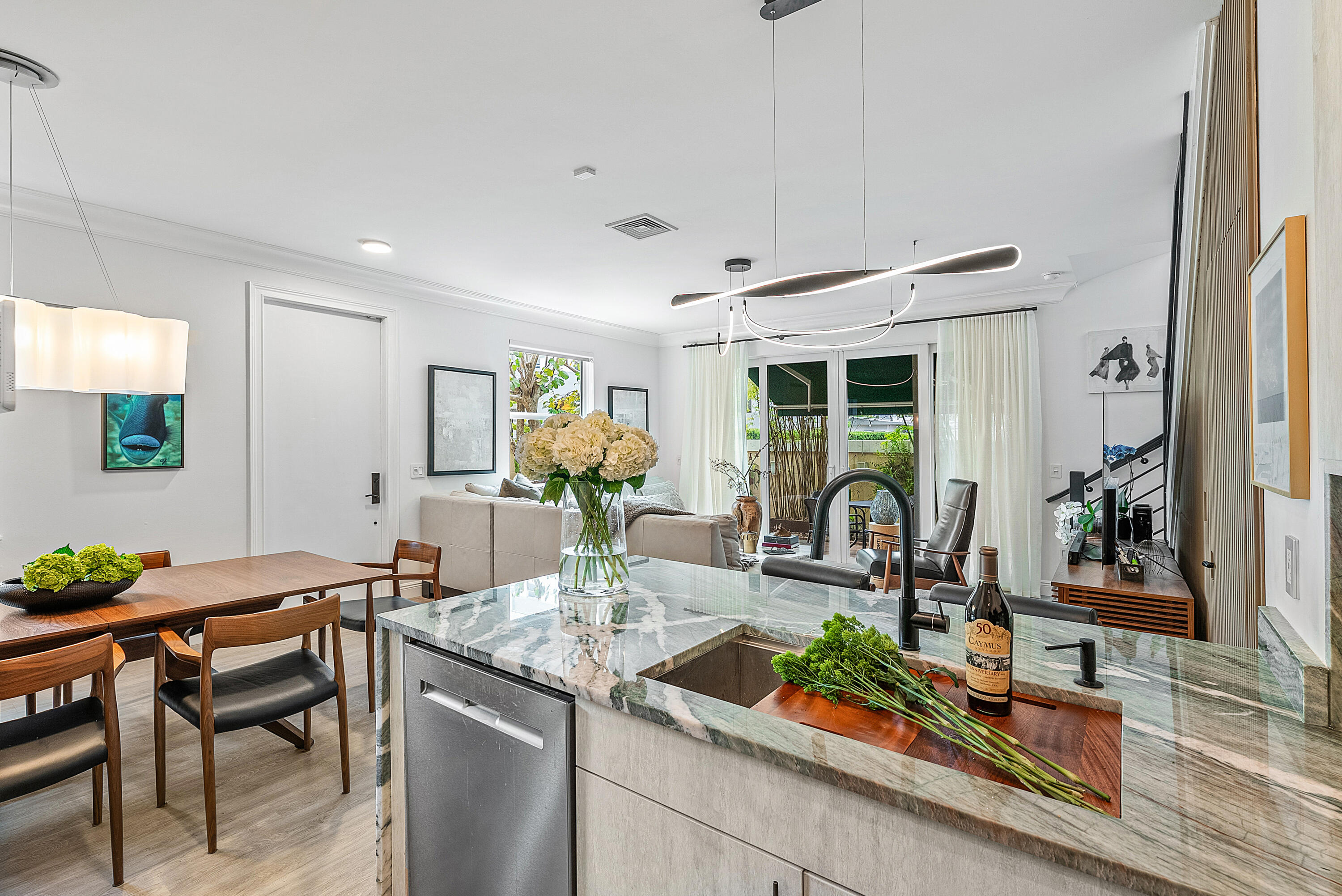 848 SE 4th Court