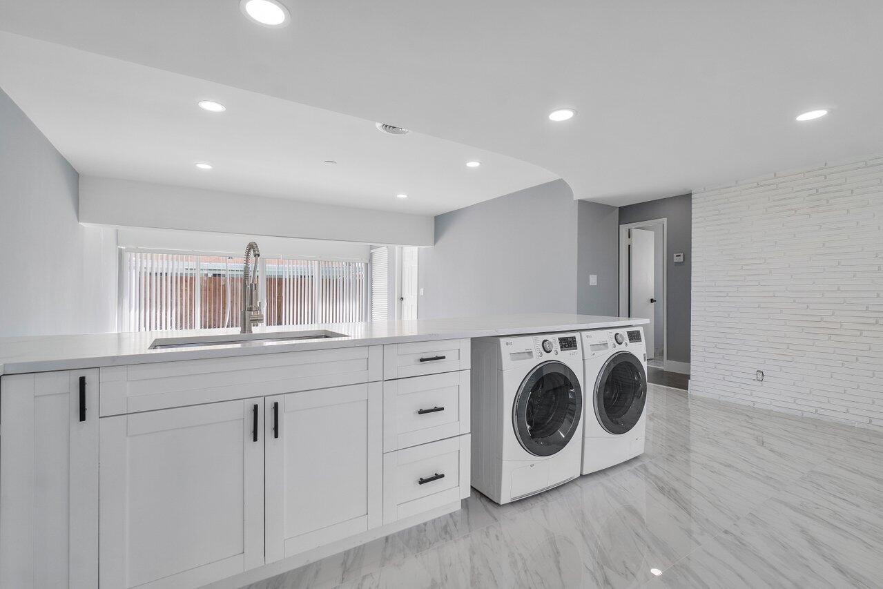 708-710 NE 23rd Avenue