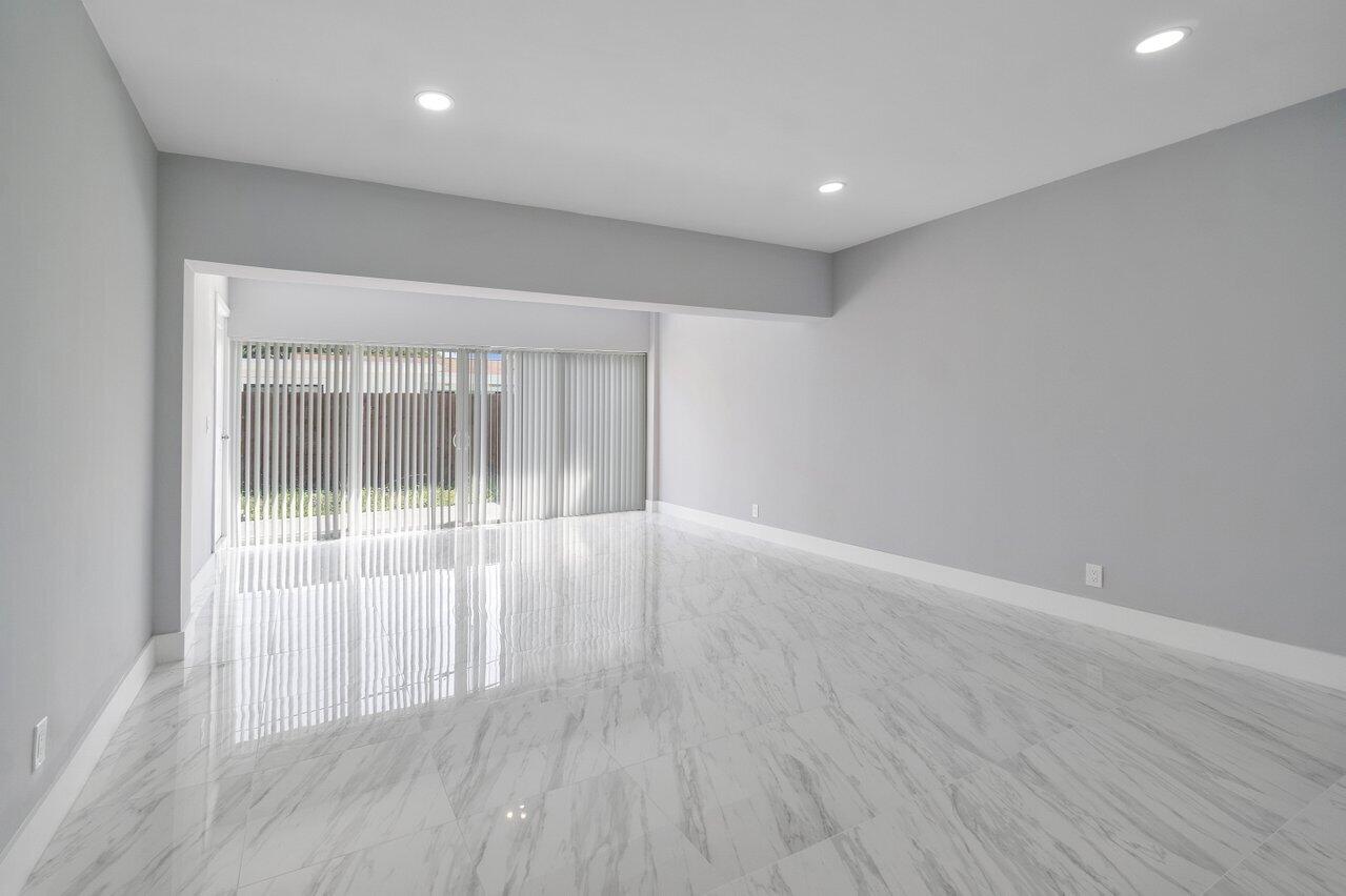 708-710 NE 23rd Avenue