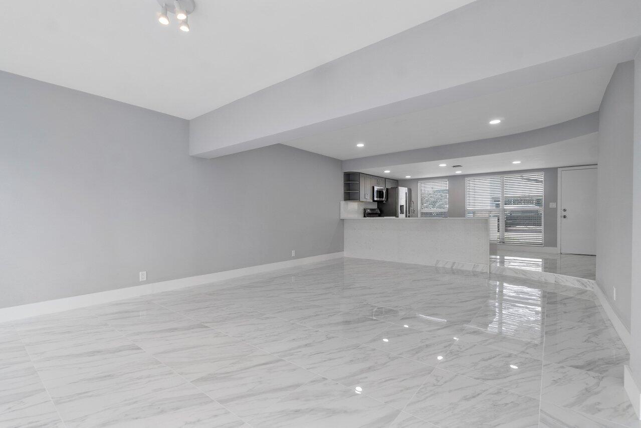 708-710 NE 23rd Avenue