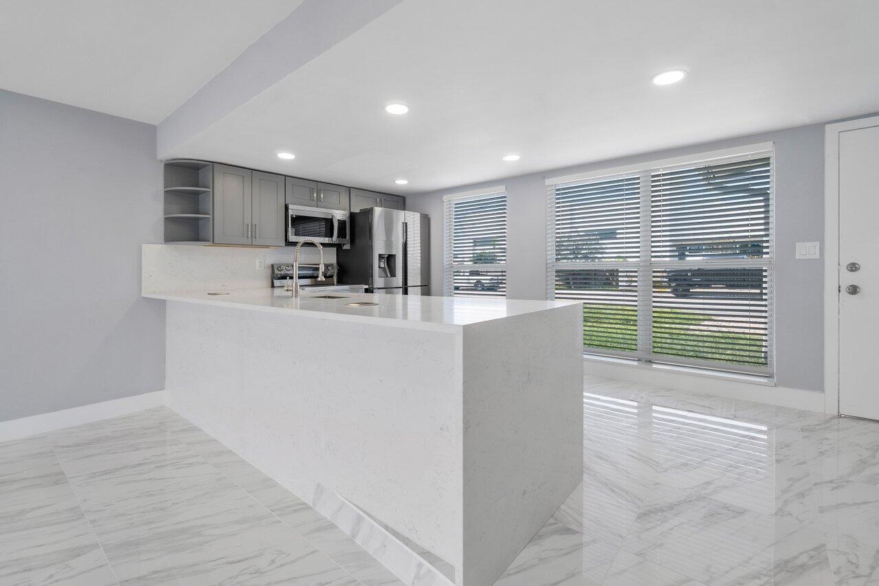 708-710 NE 23rd Avenue