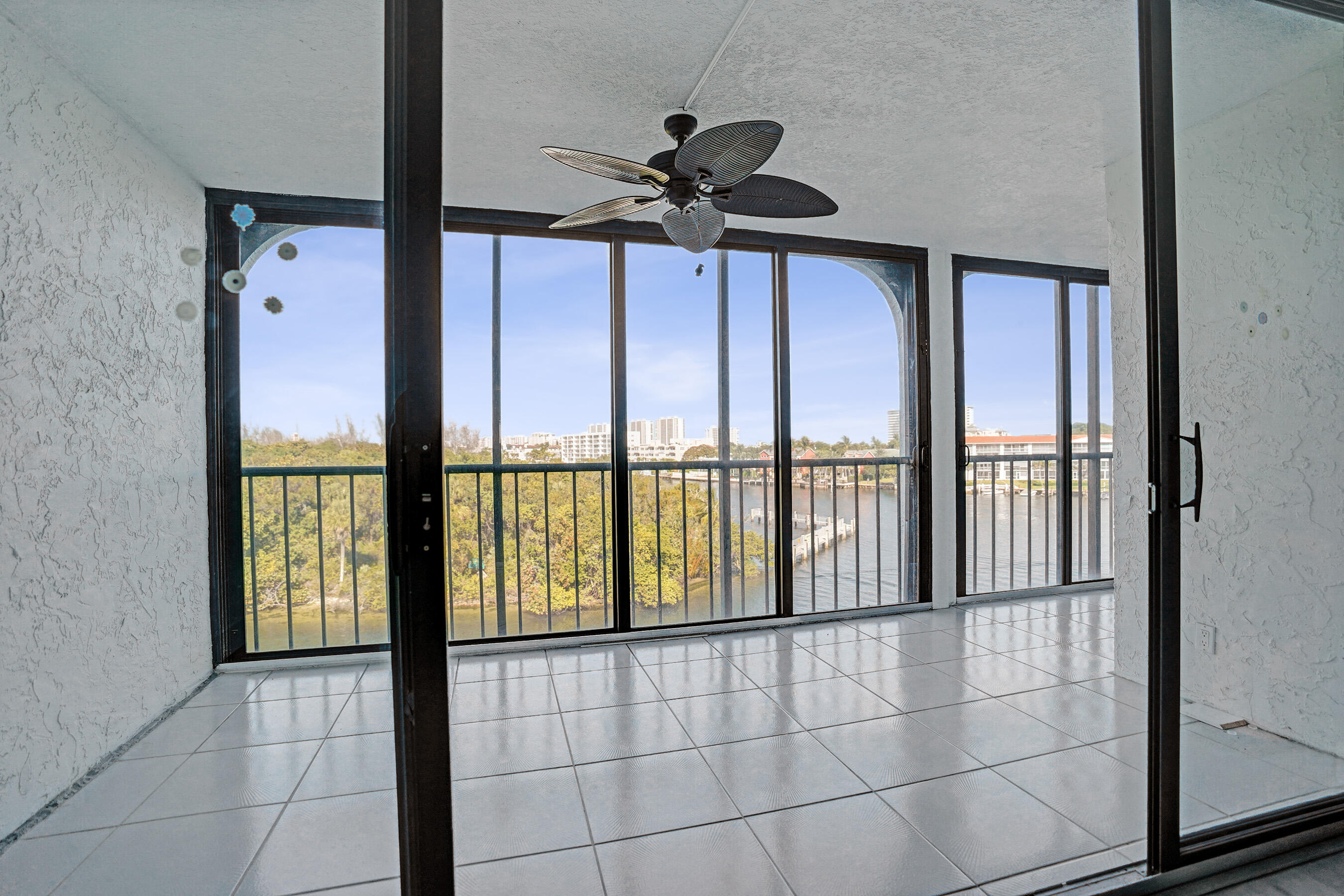 1631 Riverview Road 507