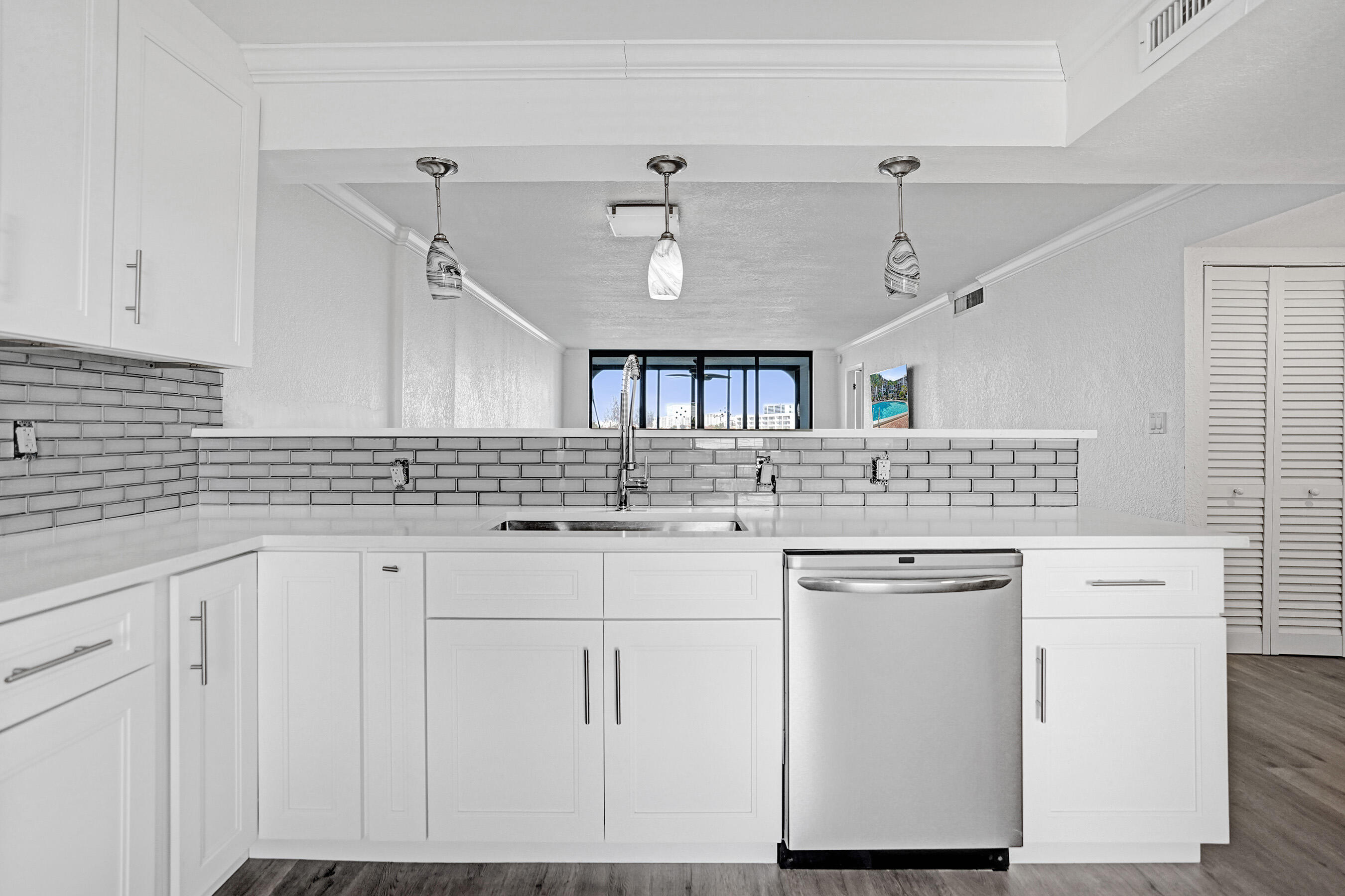 1631 Riverview Road 507