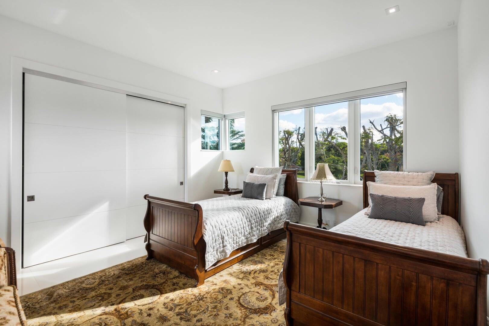 17106 Avenue Le Rivage