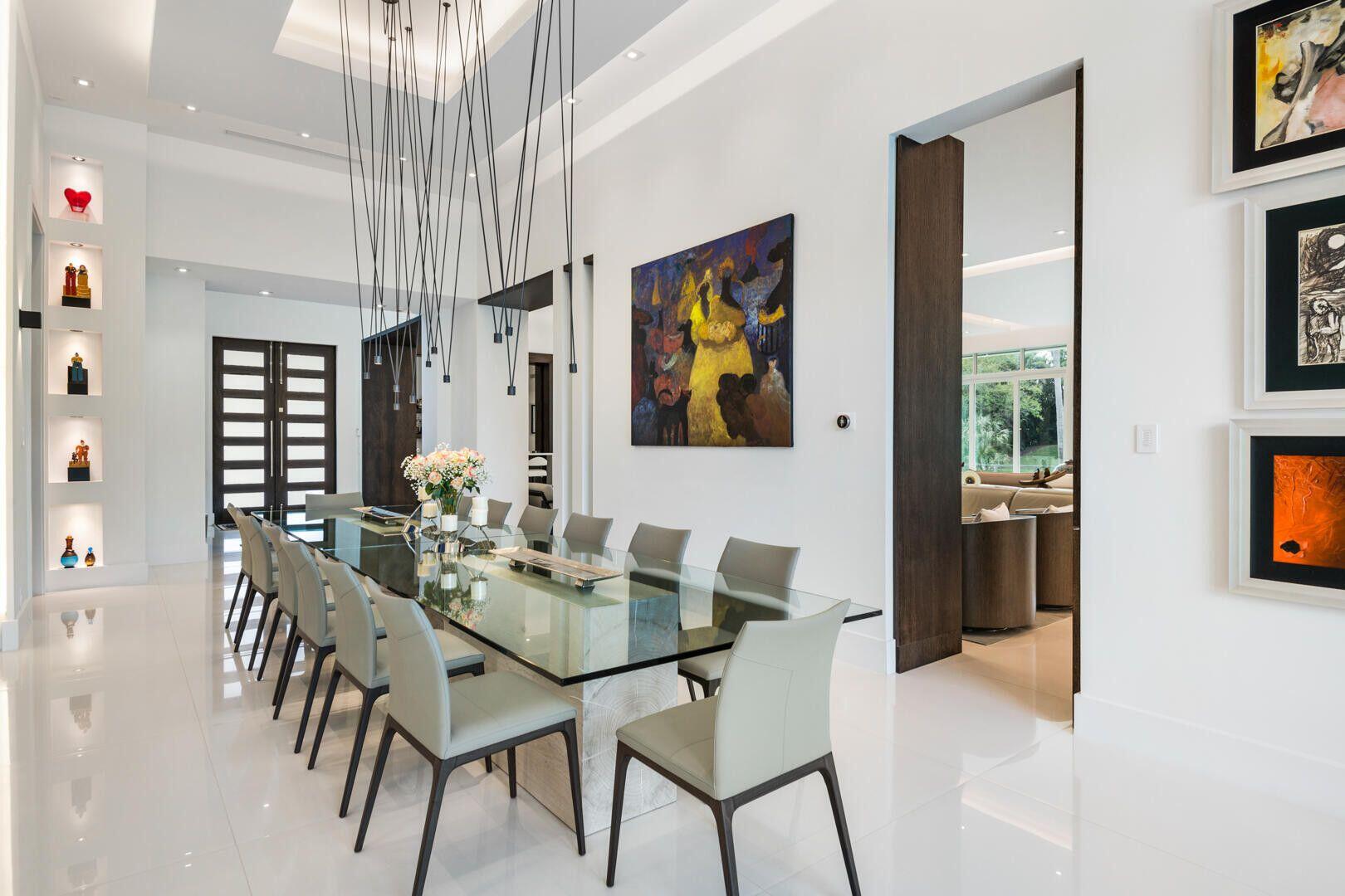 17106 Avenue Le Rivage