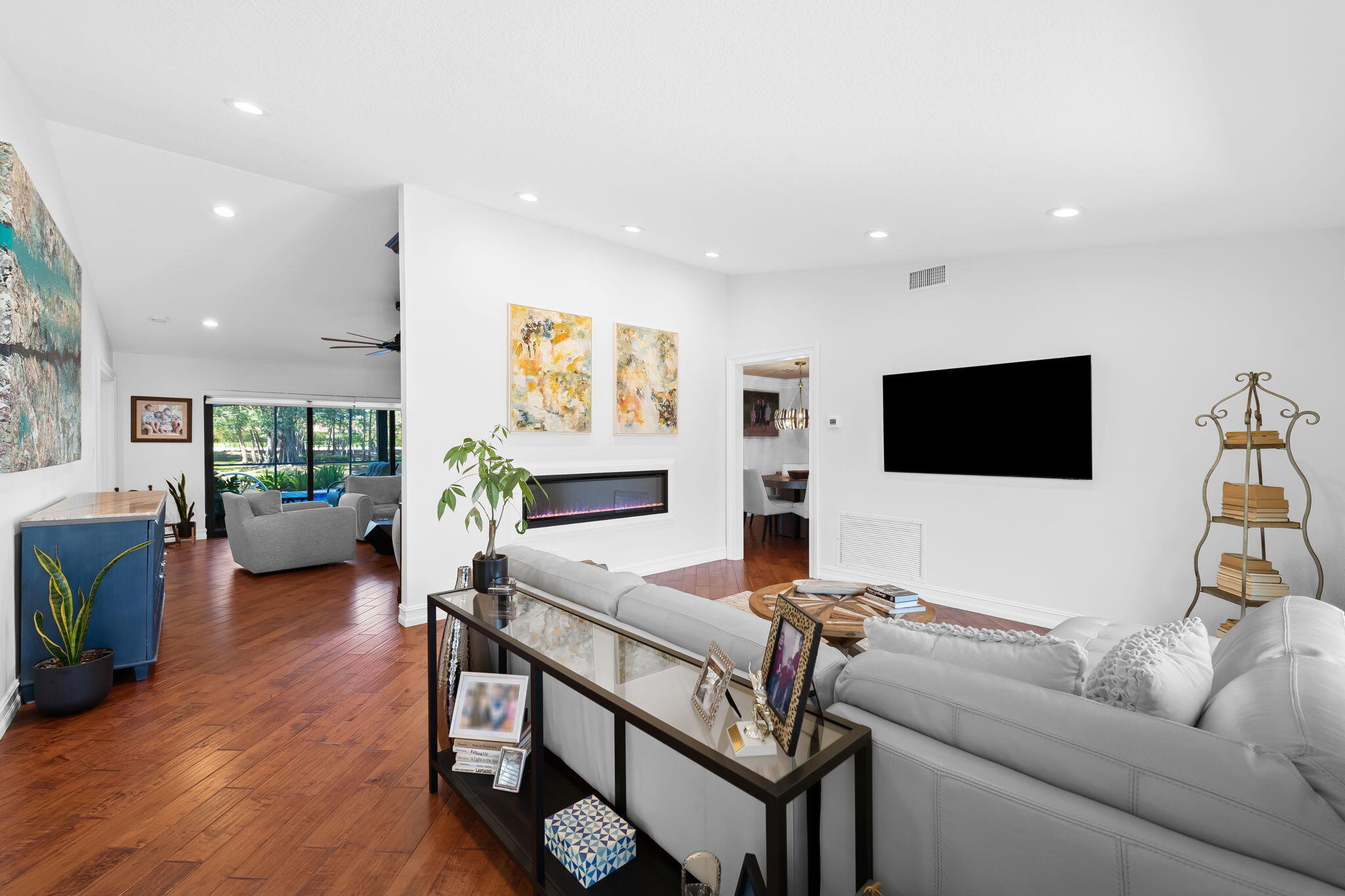 2901 NW 24 Terrace N