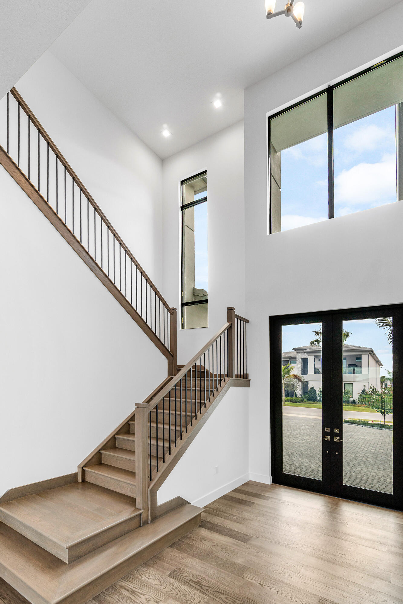 9491 Riverside Park Drive